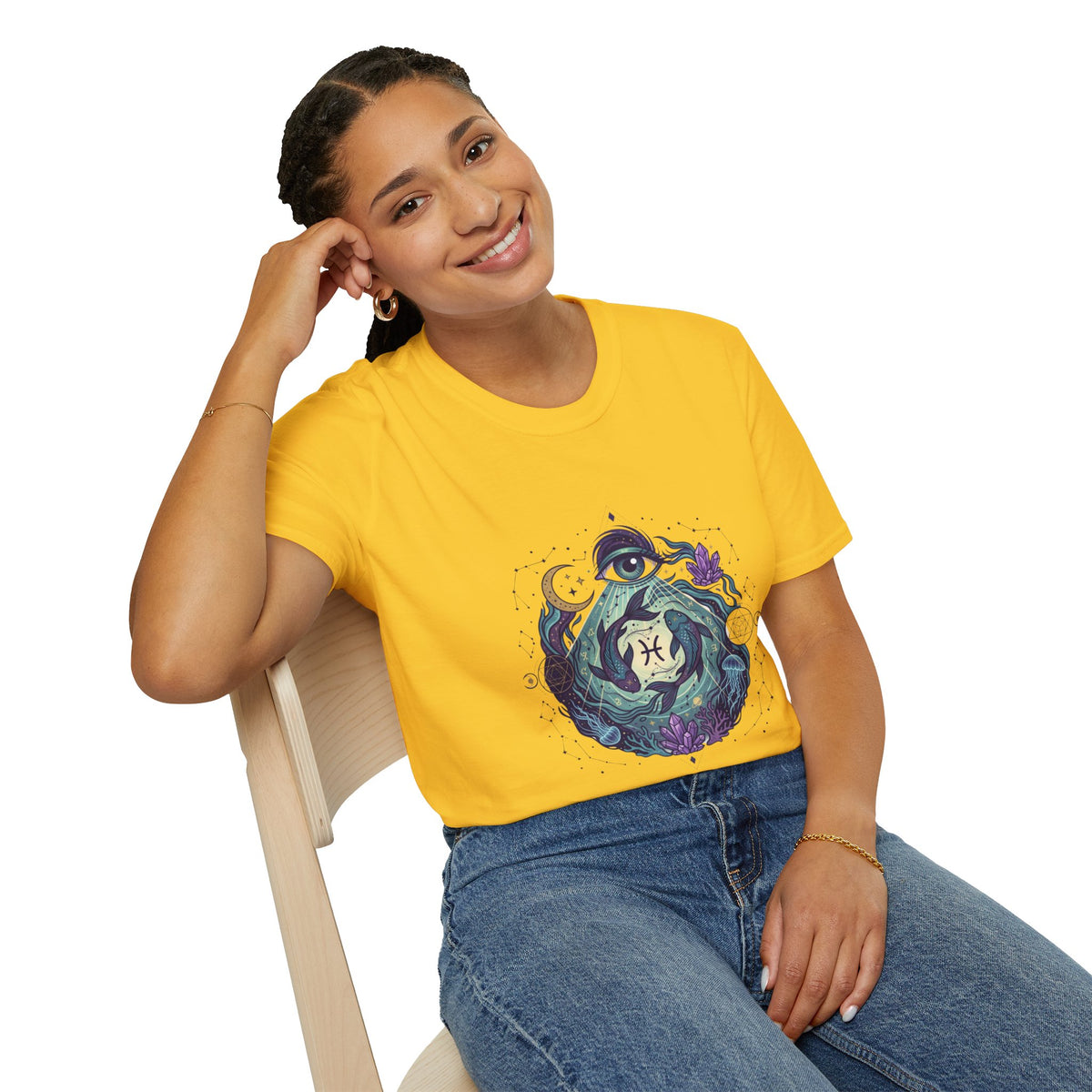 Pisces Mystic T-Shirt — 'I See Things You Don't' Astrology Tee