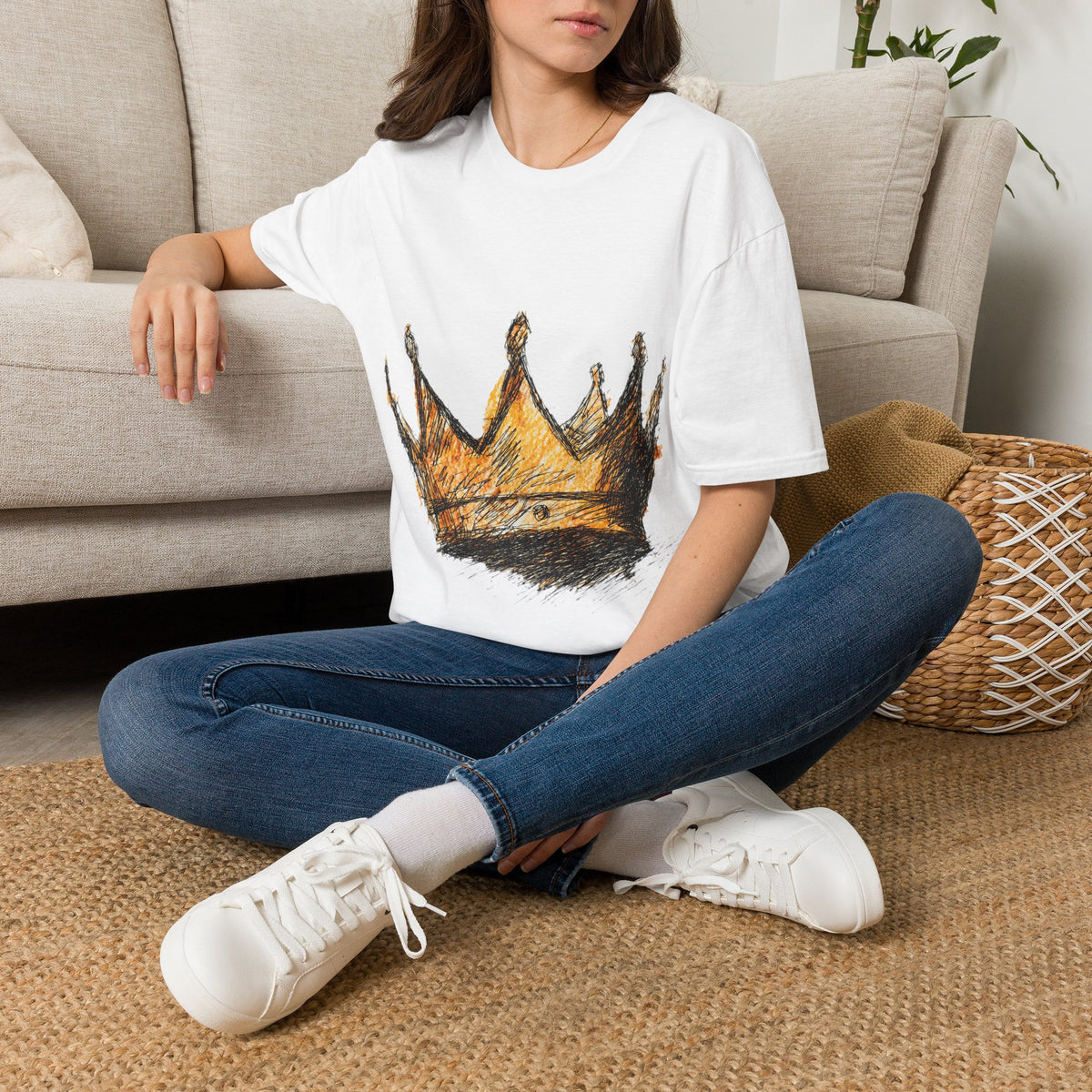 Crowned Sketch T‑Shirt — Hand‑Drawn Gold Crown Graphic Tee