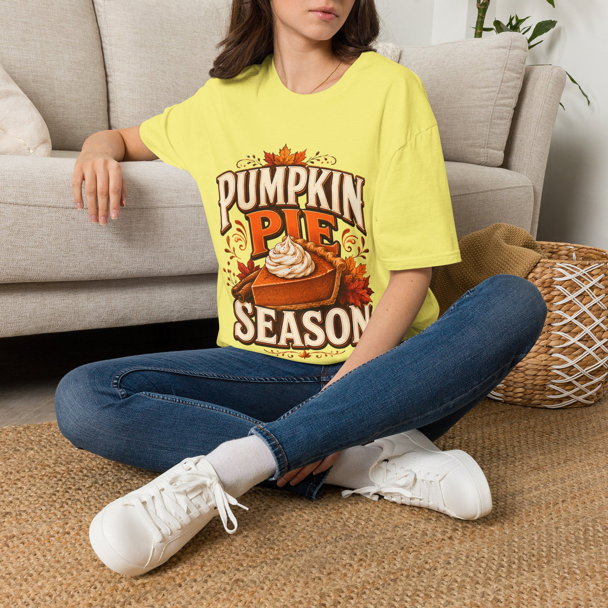 Thanksgiving T-Shirt Pumpkin Pie Season T-Shirt — Autumn Thanksgiving Dessert Lover Tee