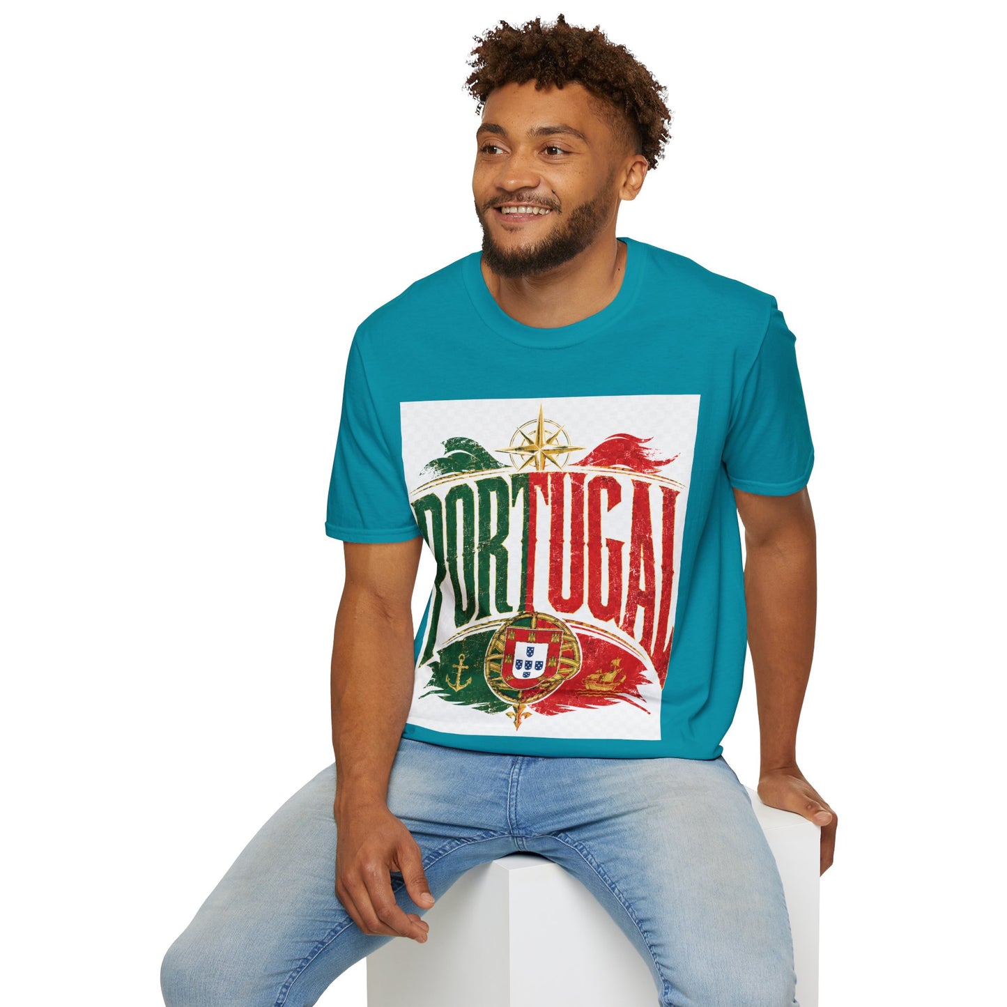 Portugal Vintage Compass T-Shirt — Retro Portuguese Flag Travel Tee