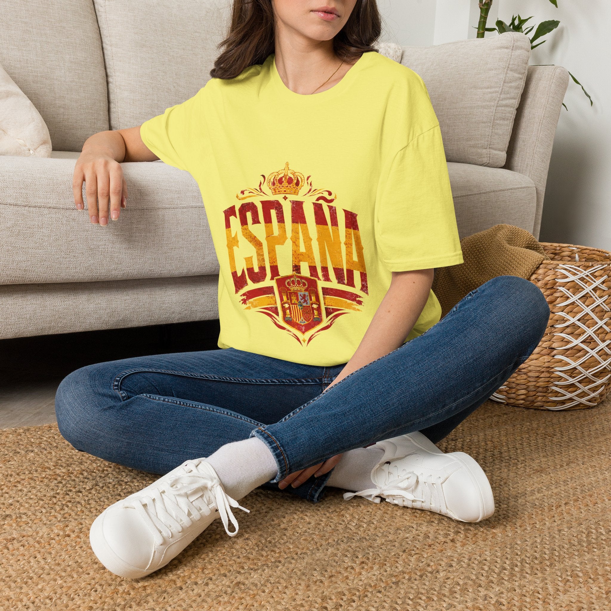 Spain Crown Graphic T-Shirt — Spanish Flag Vintage Crest Tee