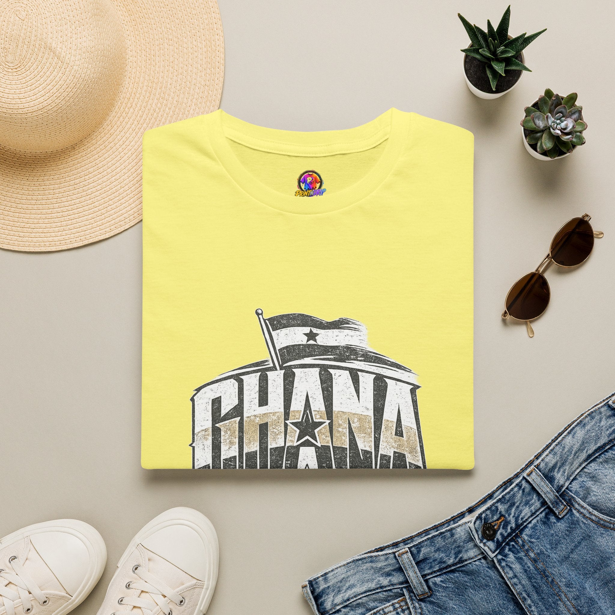 Ghana Vintage Flag T-Shirt — Retro Ghana Pride Graphic Tee