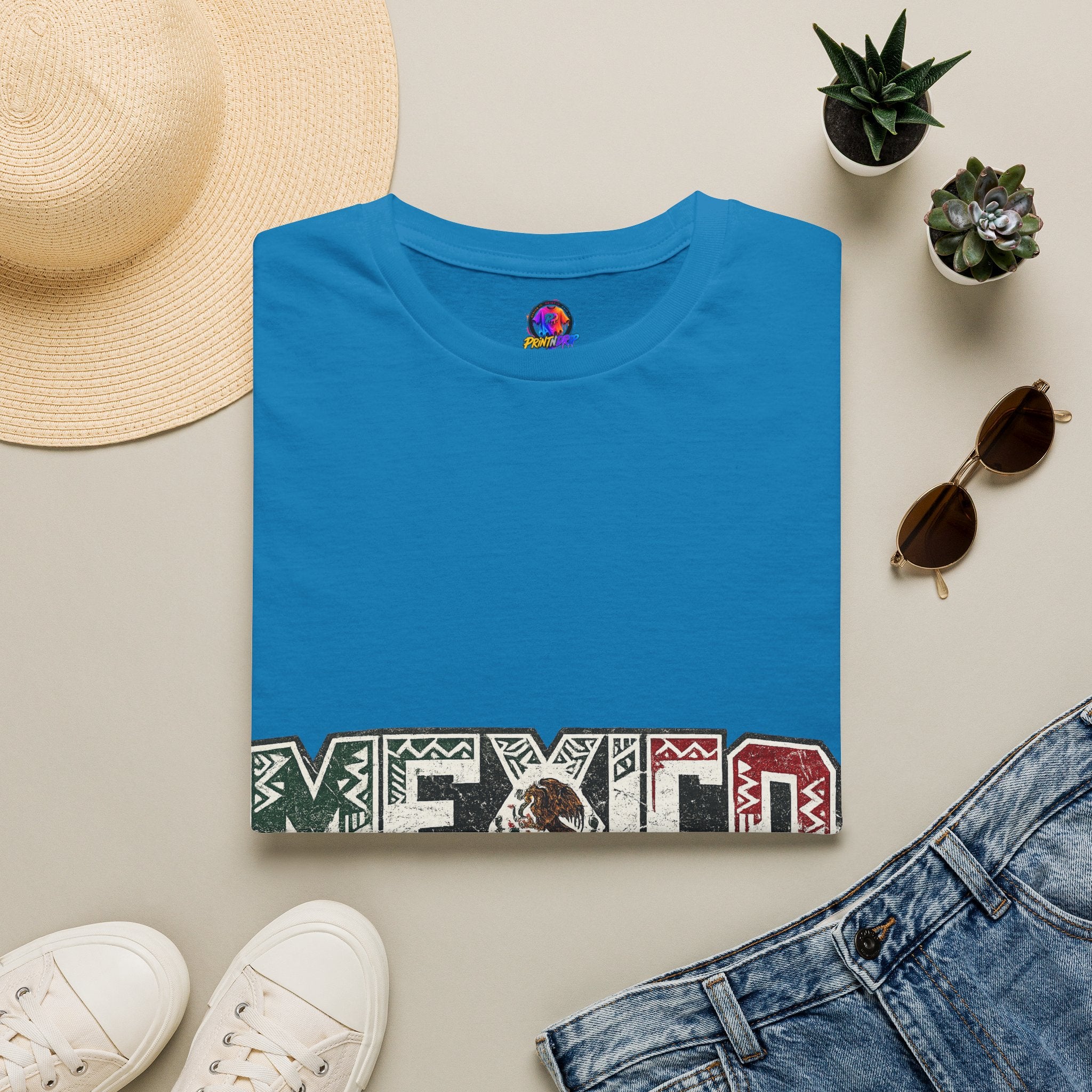 Mexico Pride Graphic T-Shirt — Retro Mexican Flag Design