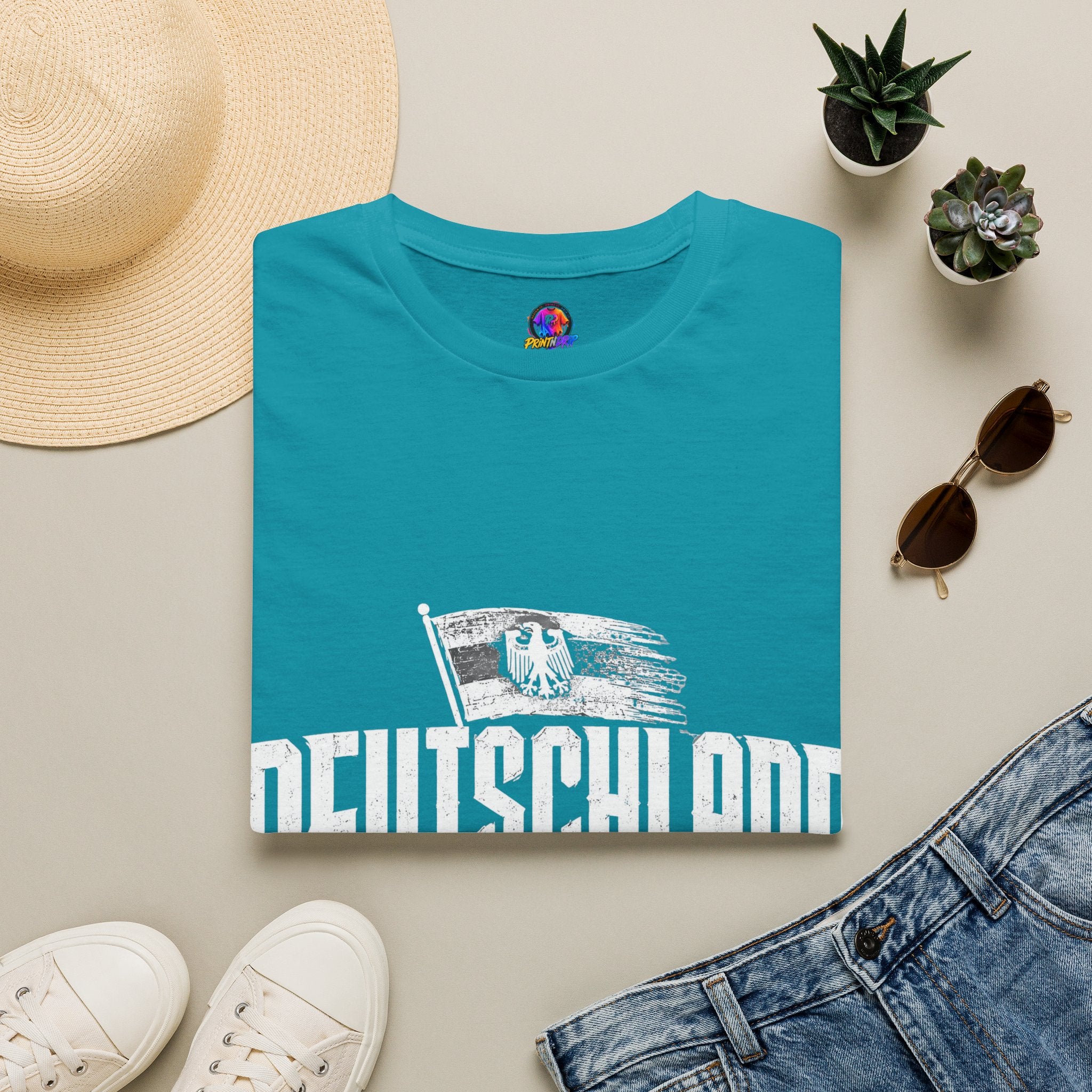 Germany Deutschland T-Shirt — Vintage German Crest Soccer Fan Tee