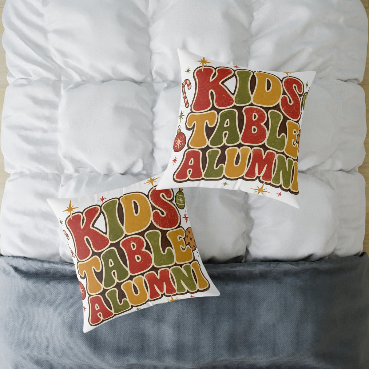 Christmas Kids Table Alumni Throw Pillow — Retro 70s Thanksgiving Accent Cushion