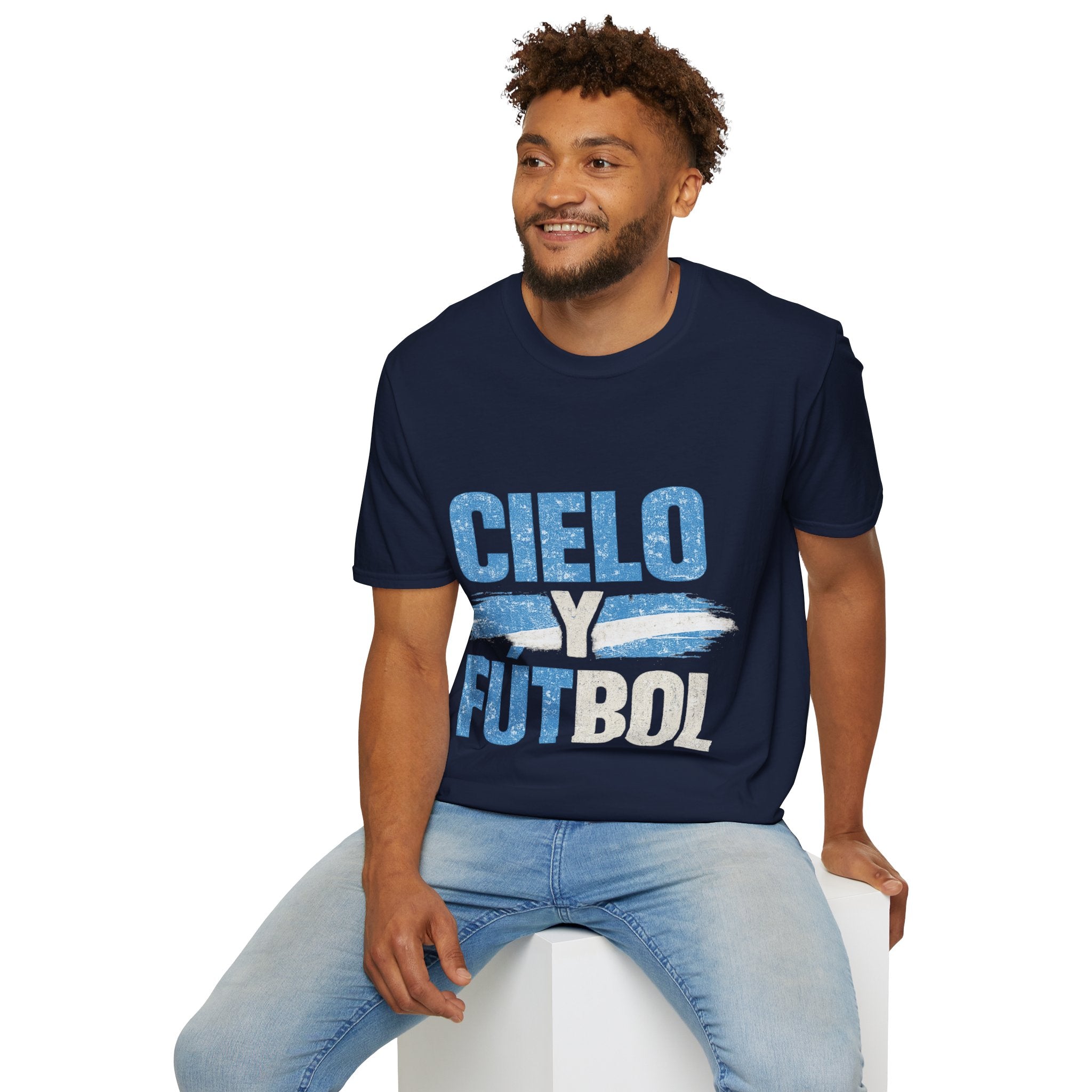 Argentina Cielo Fútbol T-Shirt — Vintage Sky Blue Soccer Tee