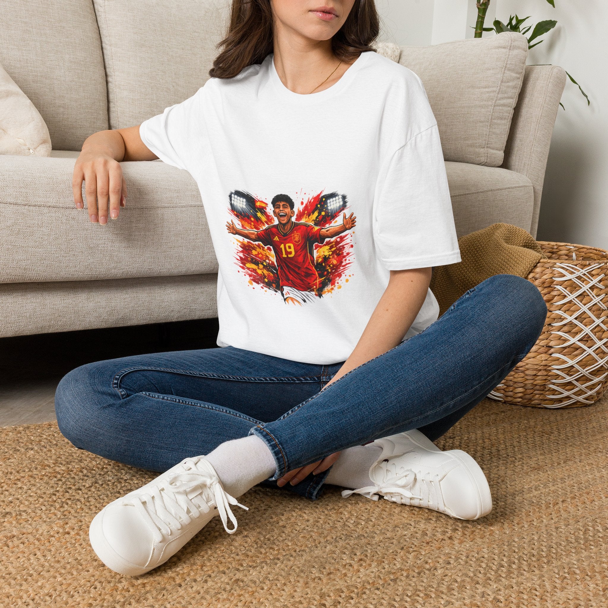 Spain Soccer Fan Portrait T‑Shirt – Fiery Goal Celebration Design