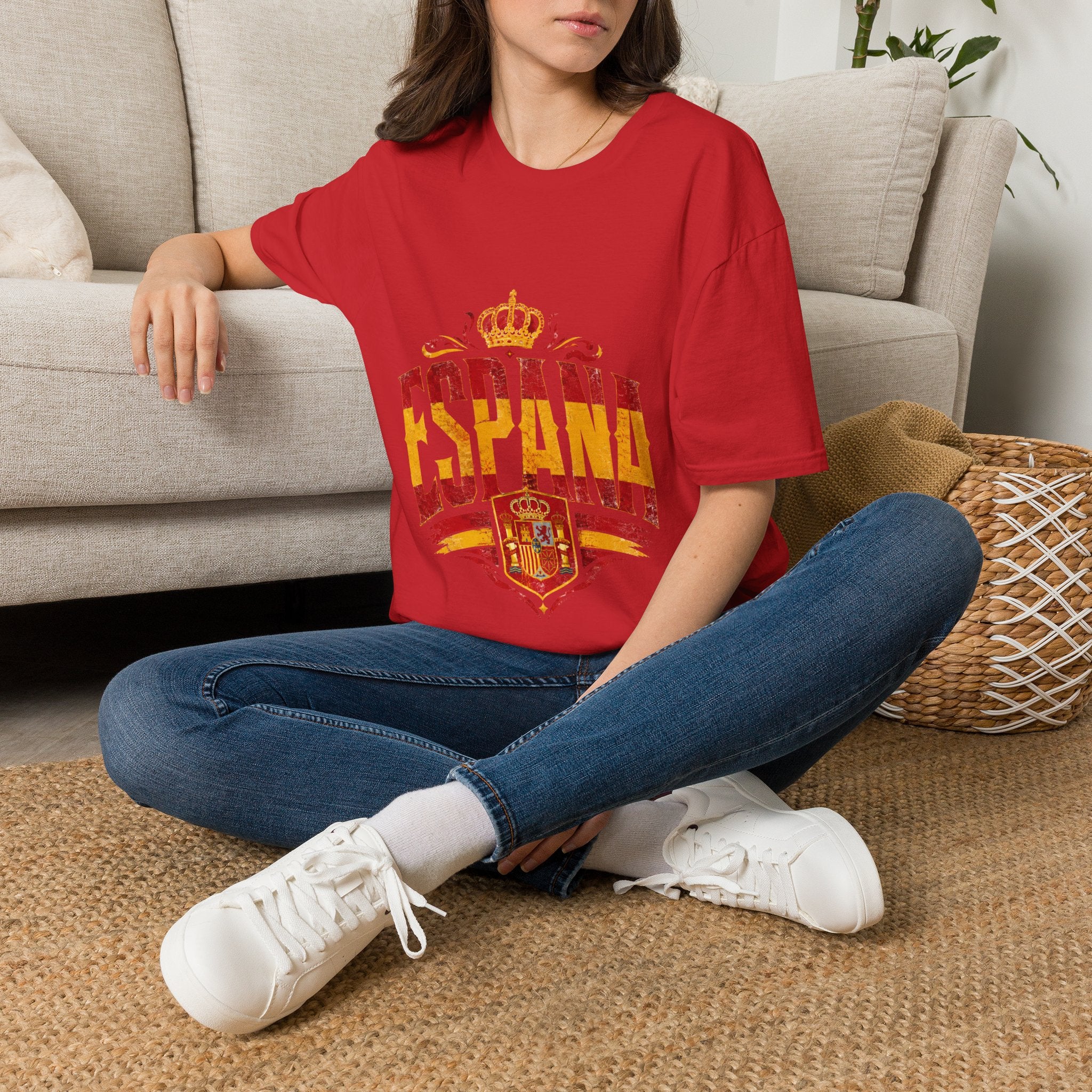 Spain Crown Graphic T-Shirt — Spanish Flag Vintage Crest Tee