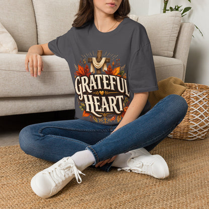 Grateful Heart T-Shirt — Christian Cross & Autumn Leaves Thanksgiving Tee