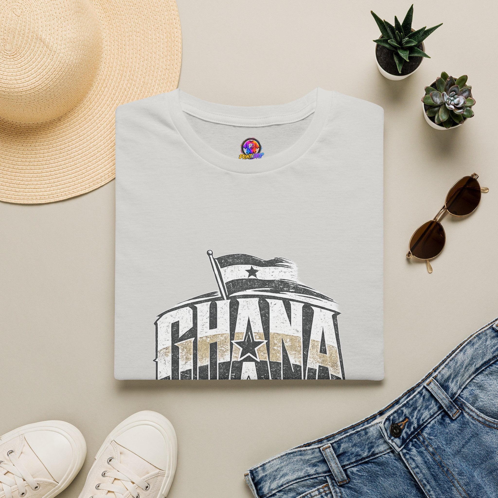 Ghana Vintage Flag T-Shirt — Retro Ghana Pride Graphic Tee