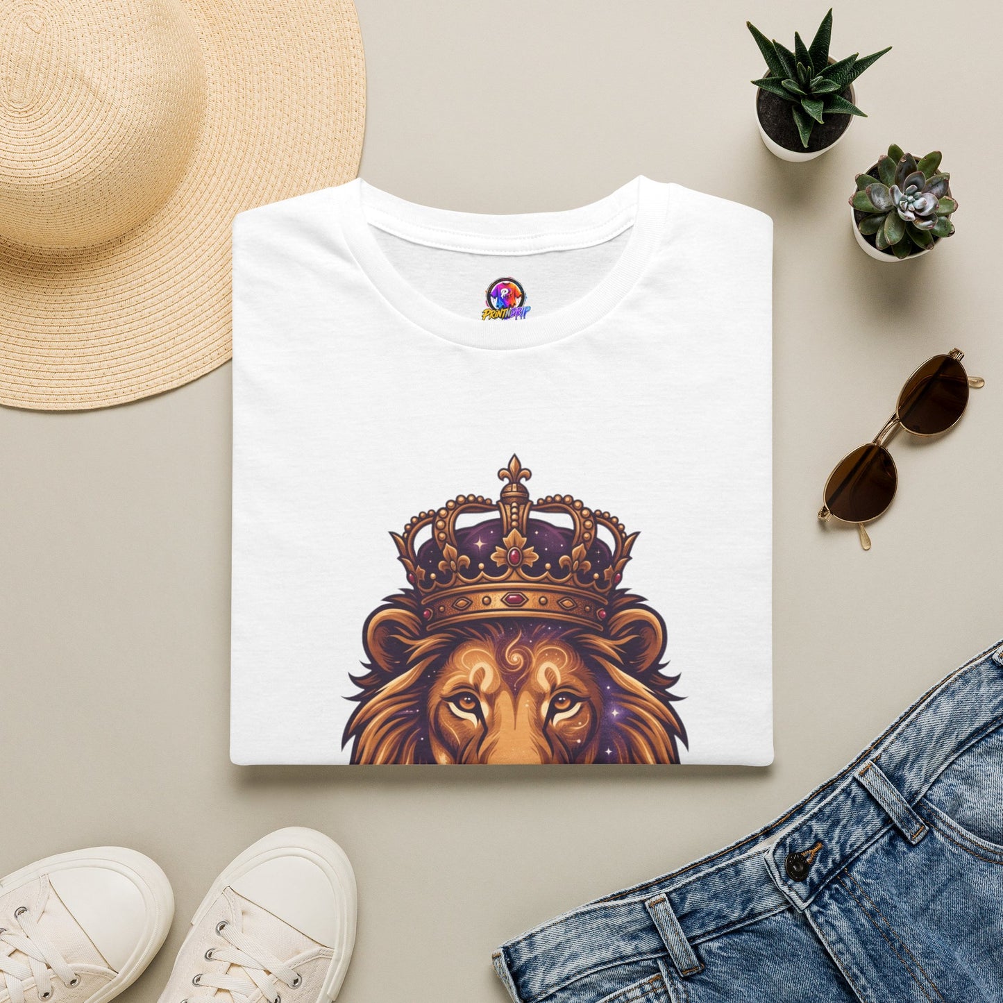 Leo Lion T-Shirt — "Born with a Crown in My Soul" Zodiac Graphic Tee