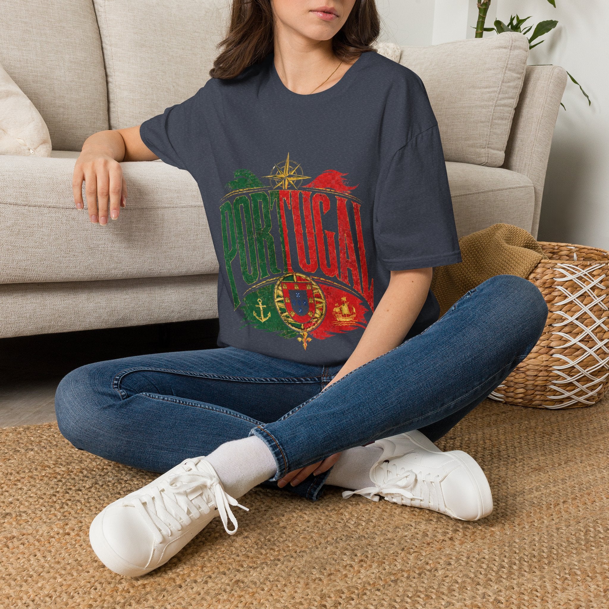 Portugal Vintage Compass T-Shirt — Retro Portuguese Flag Travel Tee