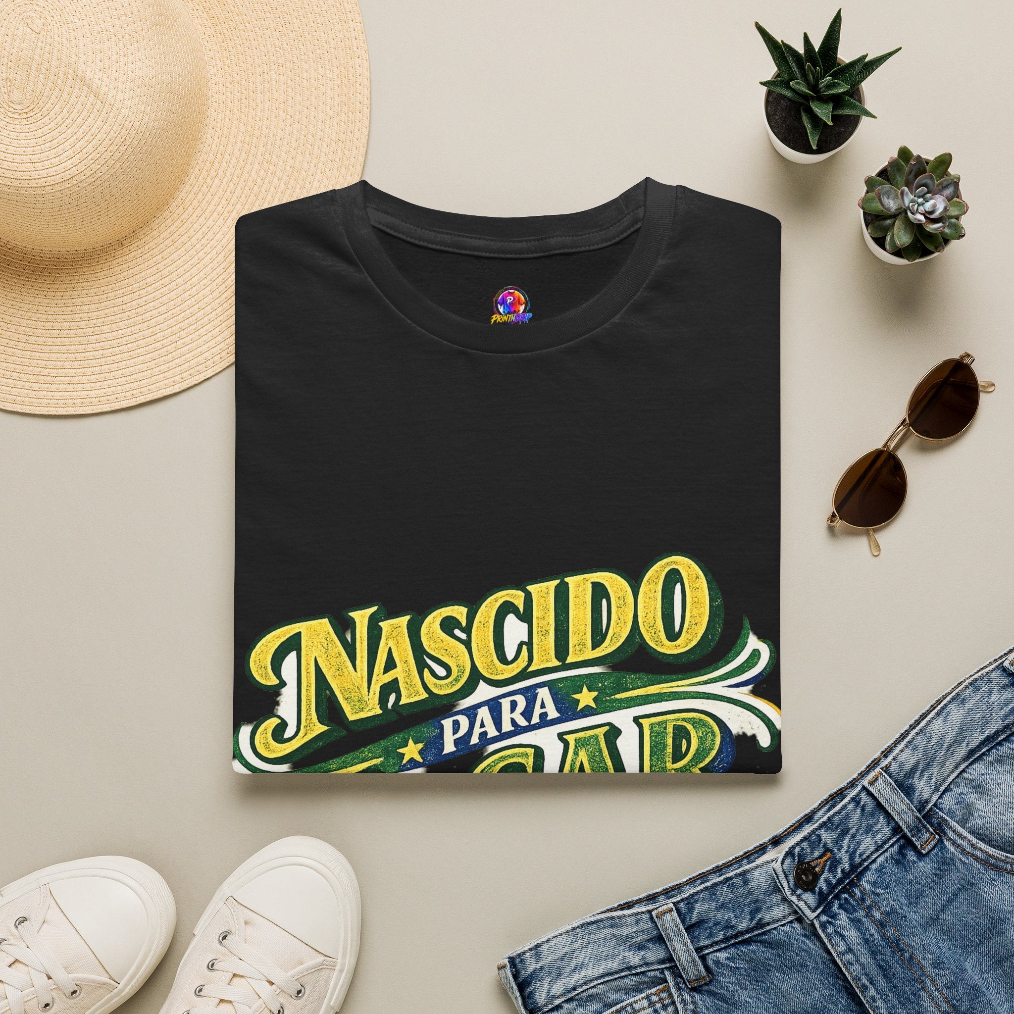 Brazil T‑Shirt — Nascido Para Jogar Vintage Brazilian Soccer Graphic Tee