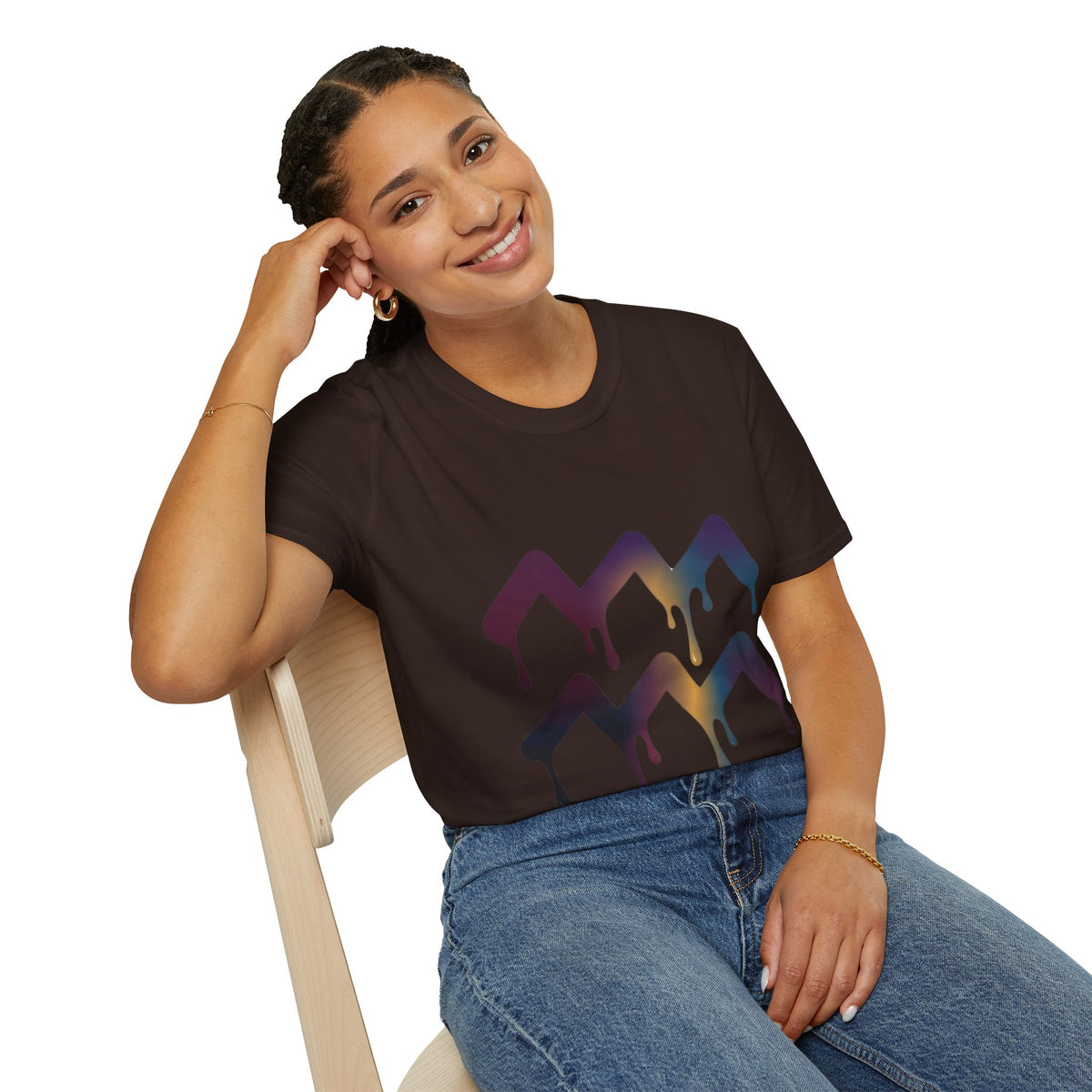 Aquarius Zodiac Dripping Chevron Graphic T-Shirt