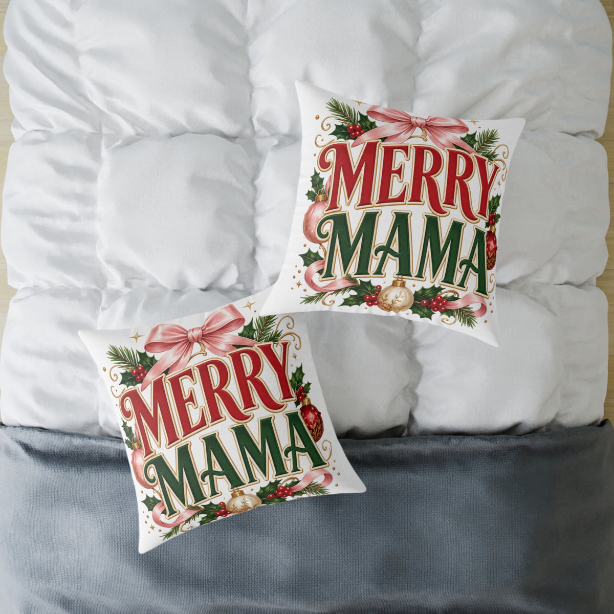 Merry Mama Christmas Pillow — Festive Holiday Decorative Throw Pillow for Moms