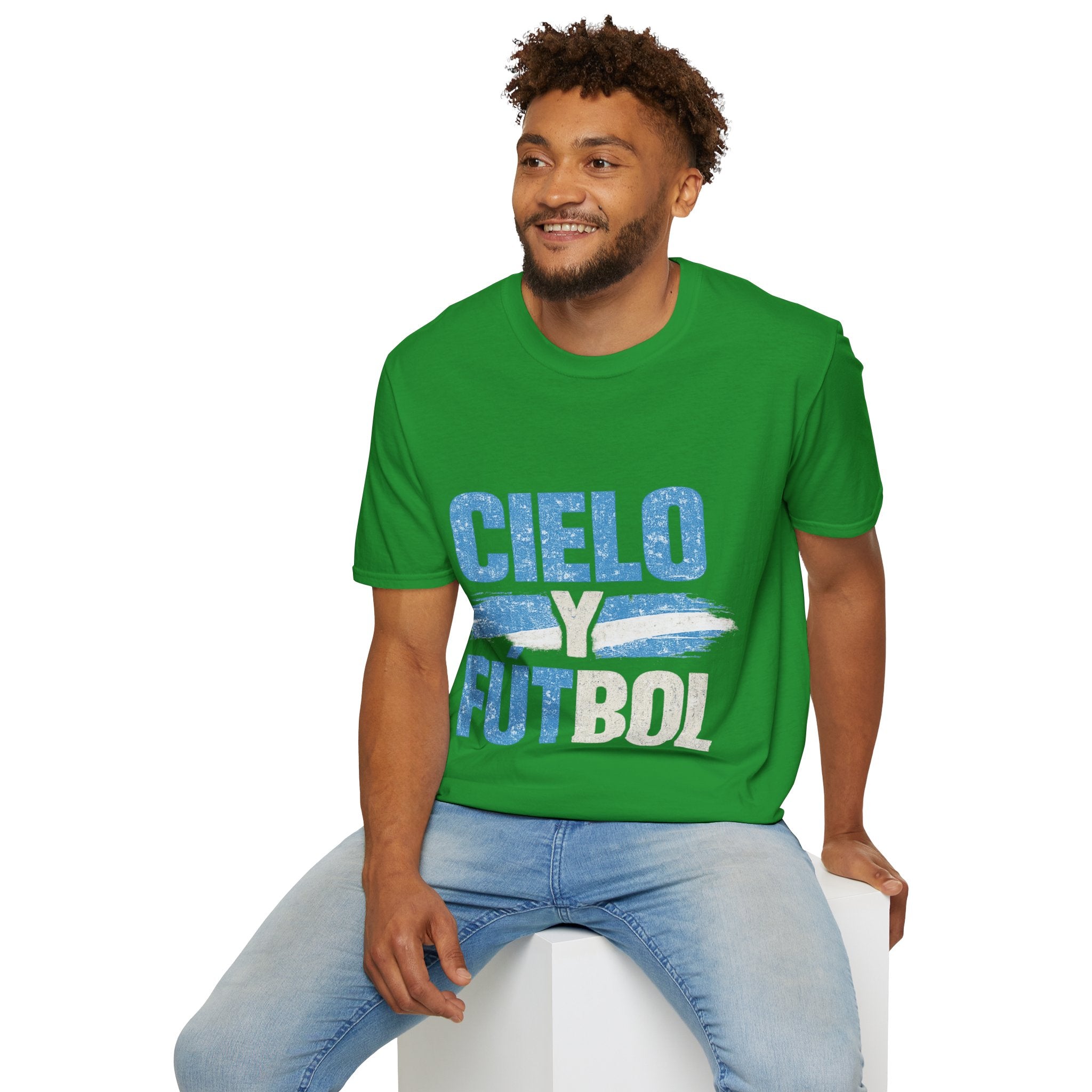 Argentina Cielo Fútbol T-Shirt — Vintage Sky Blue Soccer Tee