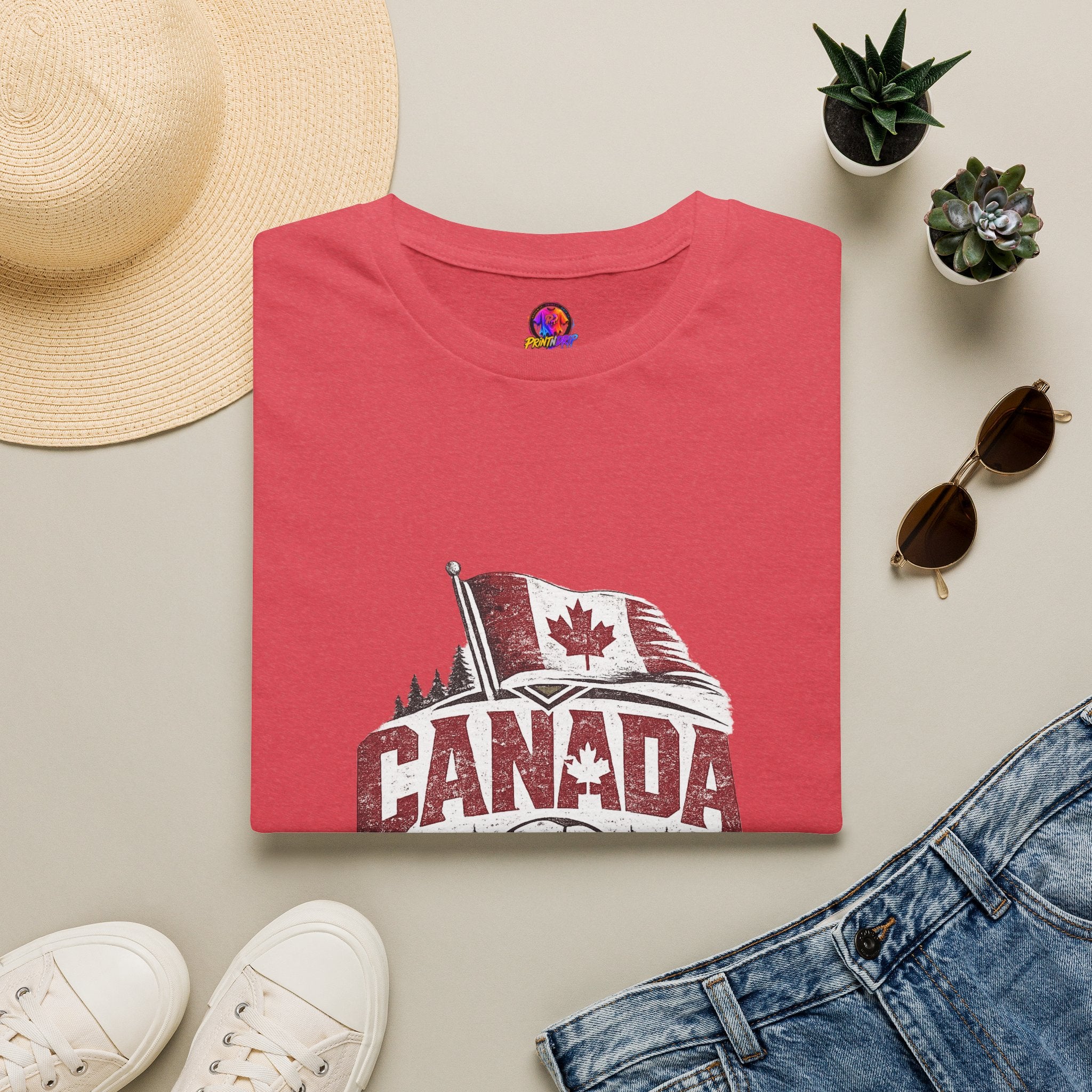 Canada Soccer T-Shirt – Vintage Maple Leaf Flag & Crest