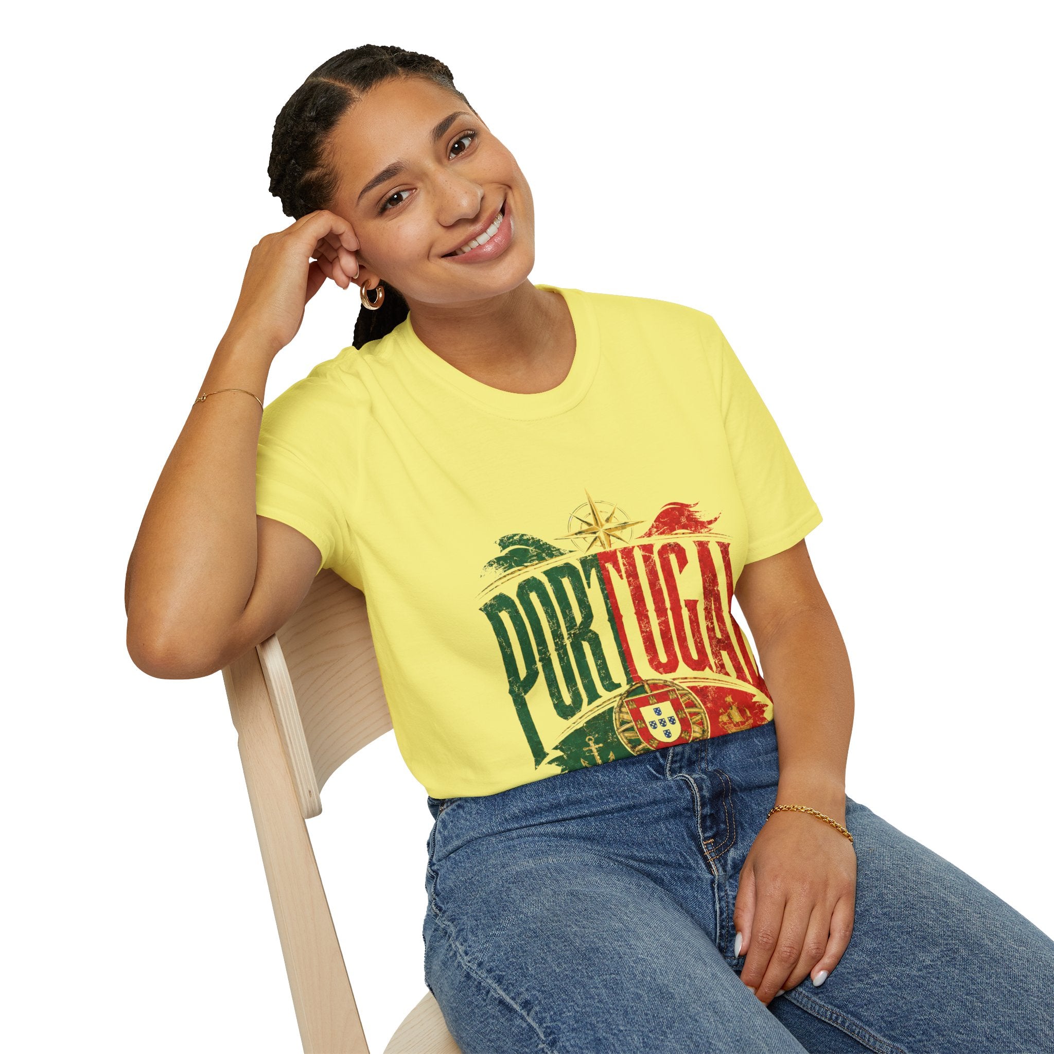 Portugal Vintage Compass T-Shirt — Retro Portuguese Flag Travel Tee
