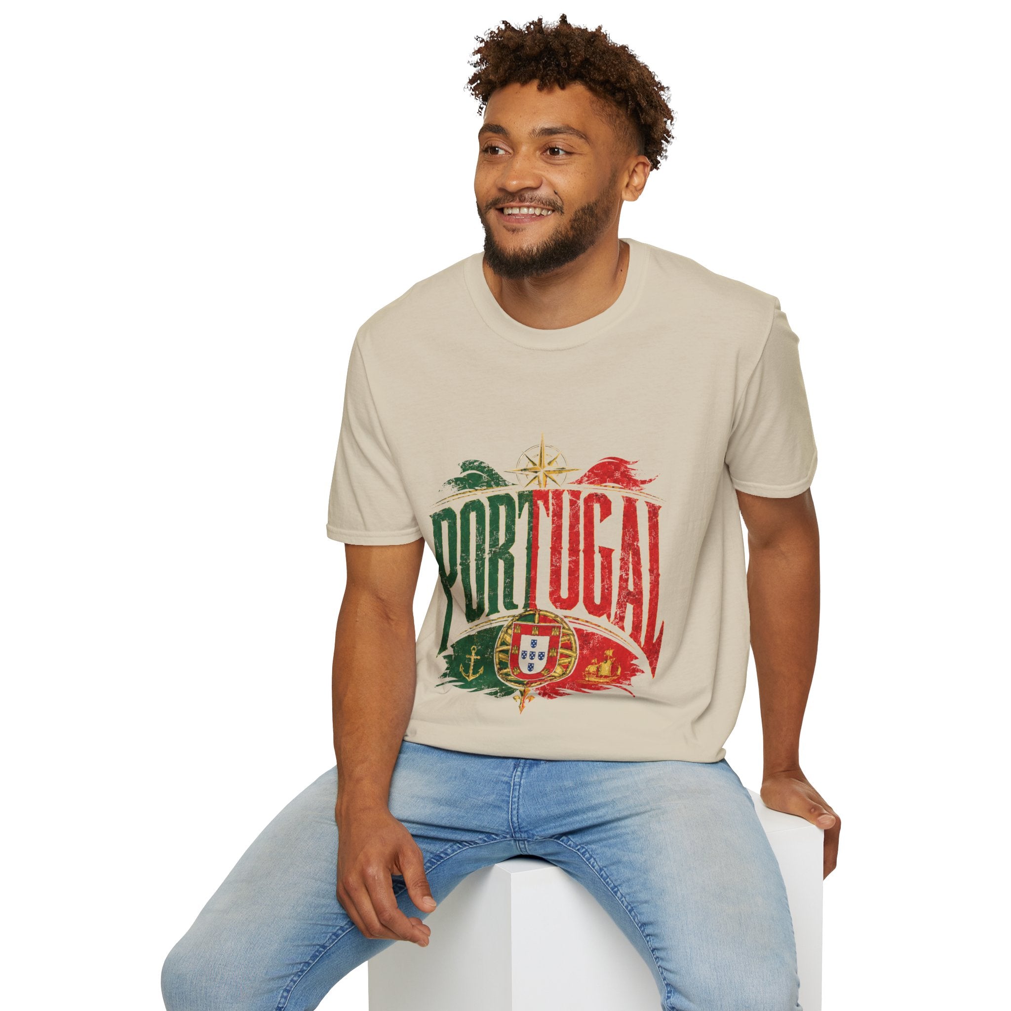 Portugal Vintage Compass T-Shirt — Retro Portuguese Flag Travel Tee