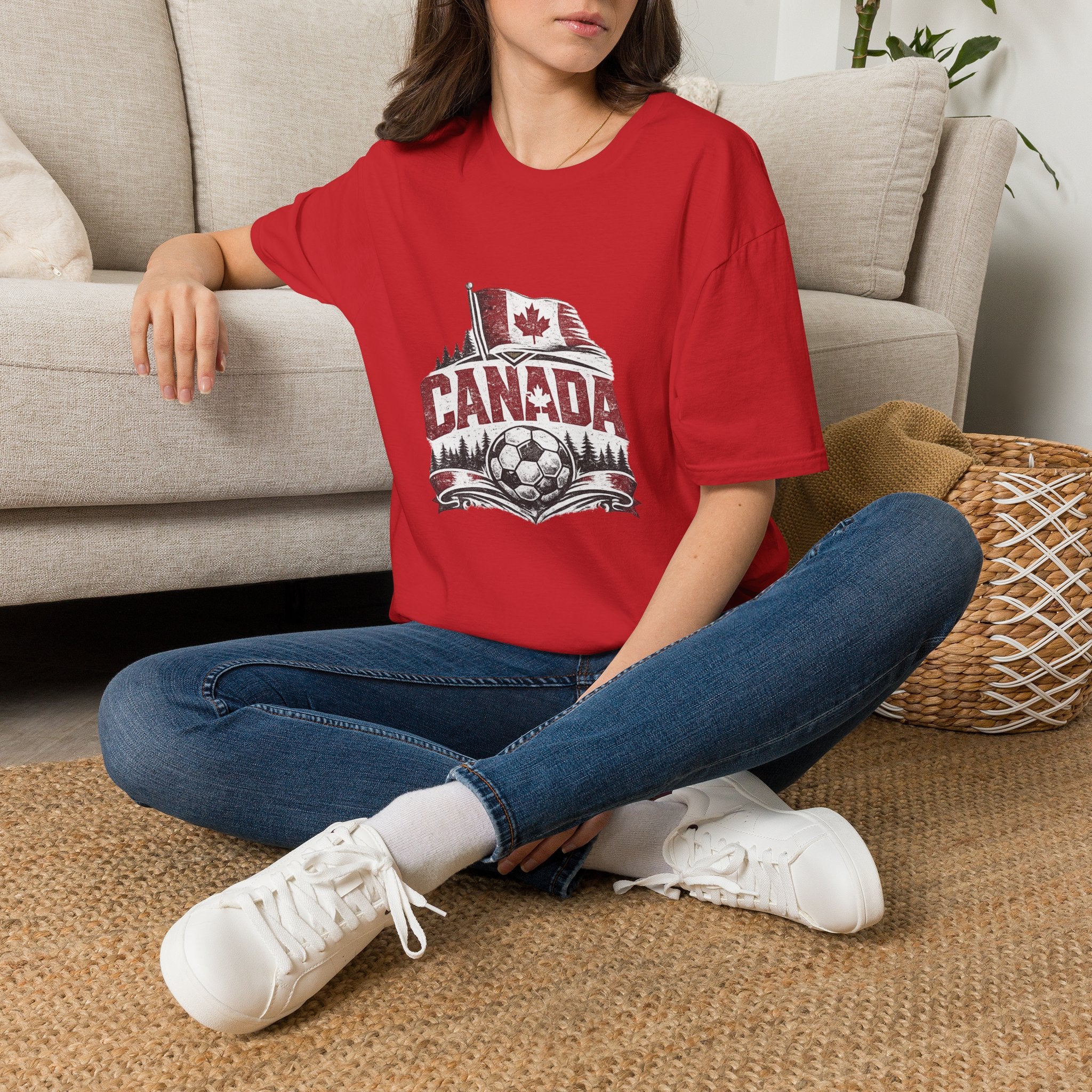 Canada Soccer T-Shirt – Vintage Maple Leaf Flag & Crest