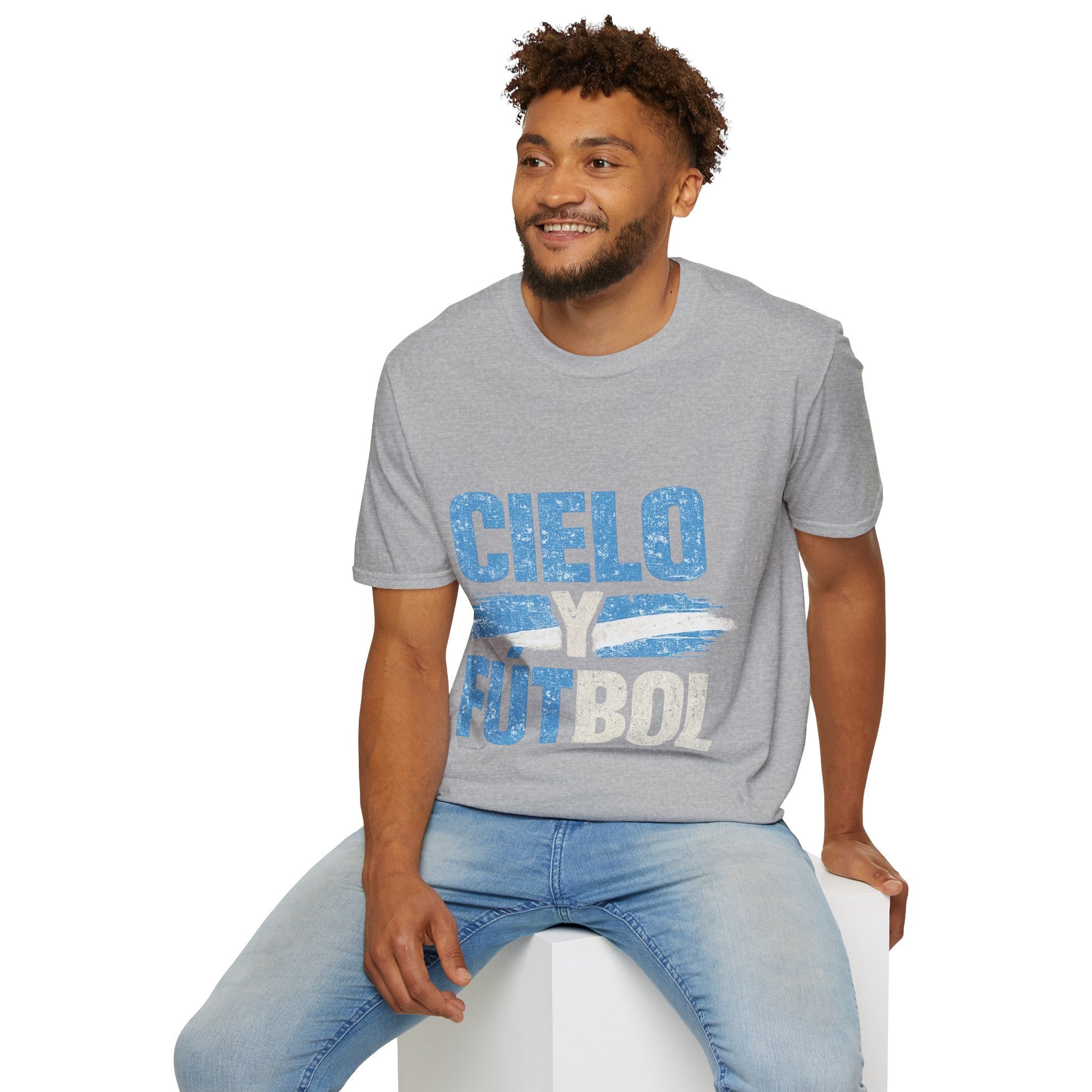 Argentina Cielo Fútbol T-Shirt — Vintage Sky Blue Soccer Tee