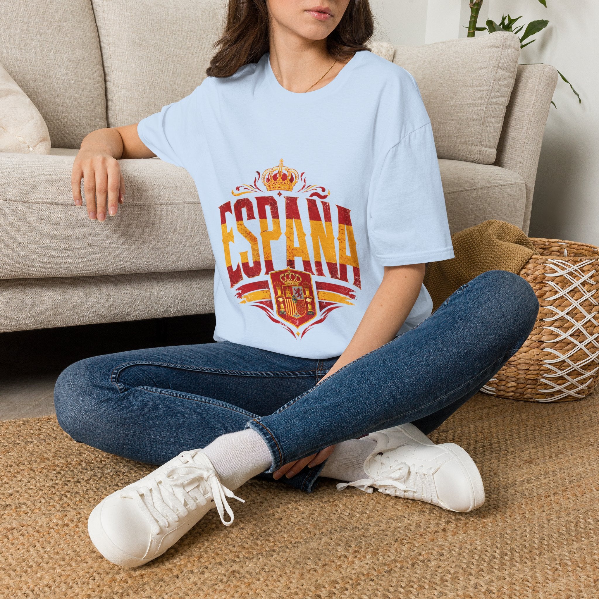 Spain Crown Graphic T-Shirt — Spanish Flag Vintage Crest Tee