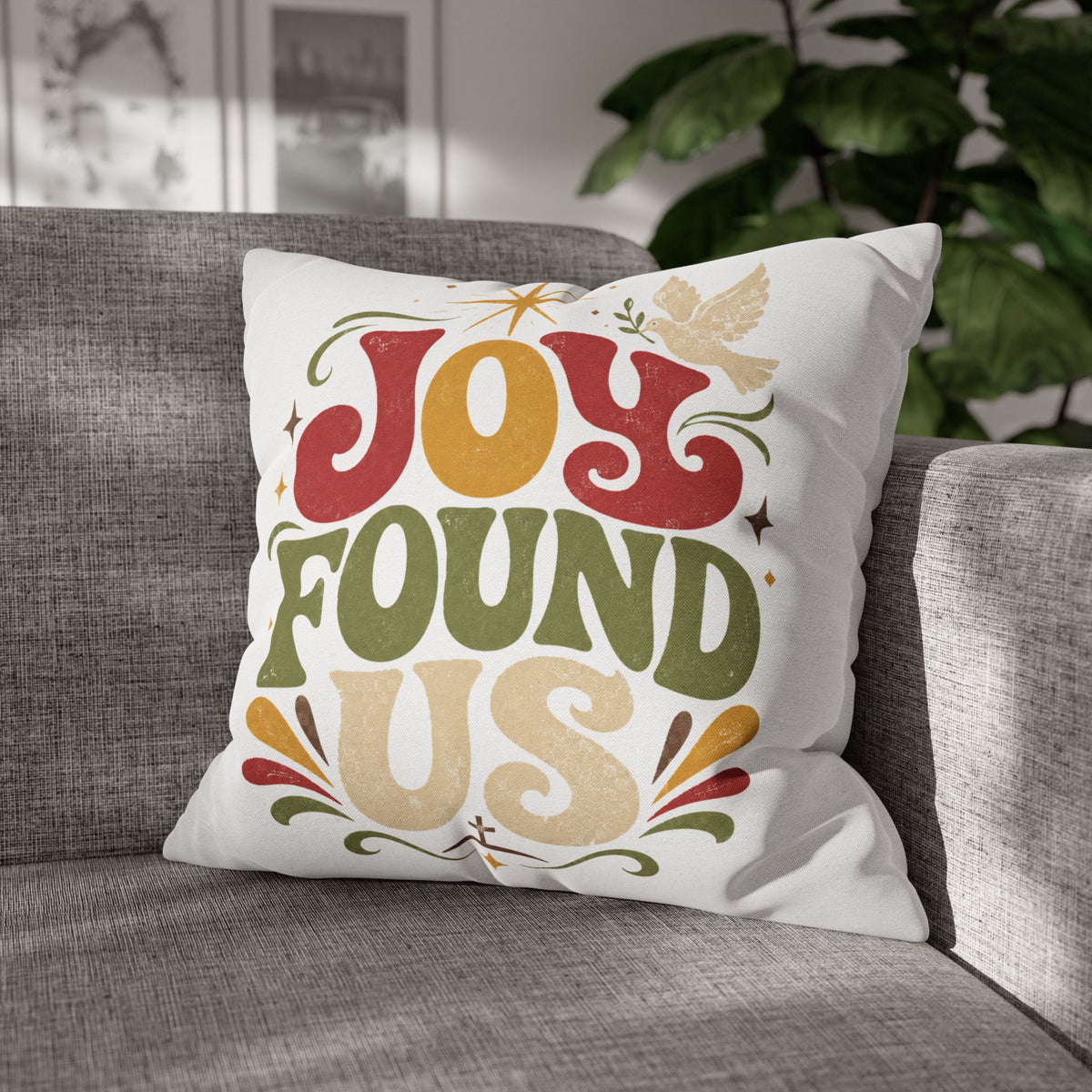 Christmas Joy Found Us Decorative Pillowcase — Retro Holiday Cushion Cover