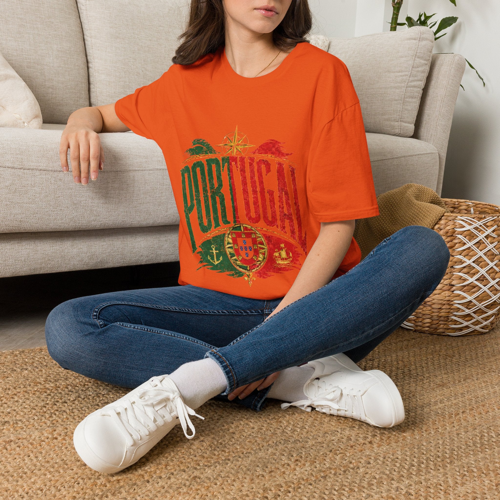 Portugal Vintage Compass T-Shirt — Retro Portuguese Flag Travel Tee