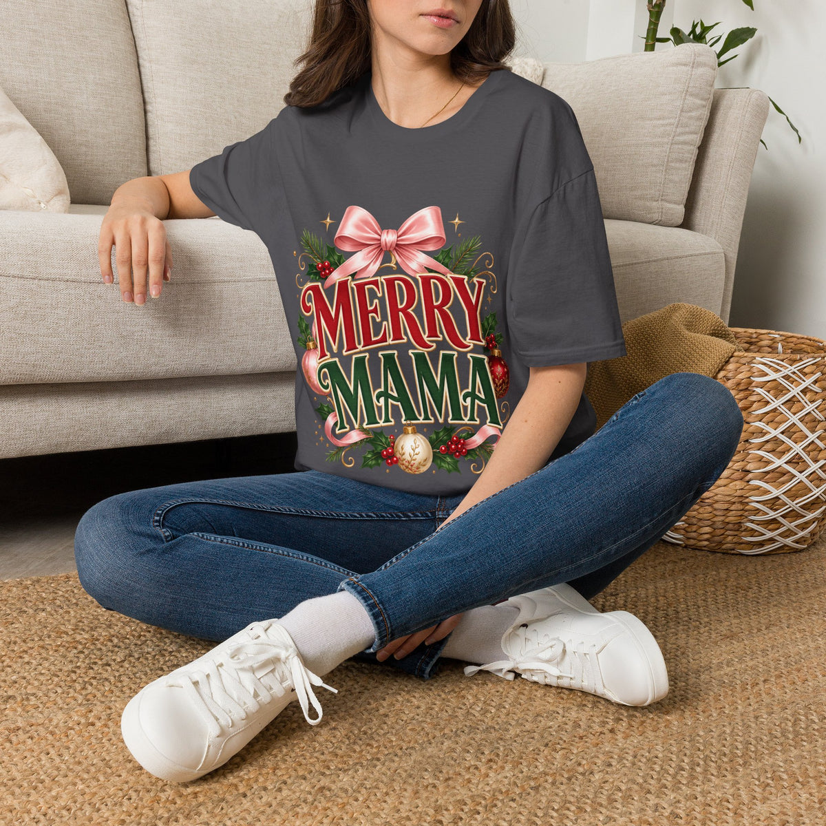 Merry Mama Christmas T-Shirt — Festive Bow & Holiday Greenery Tee