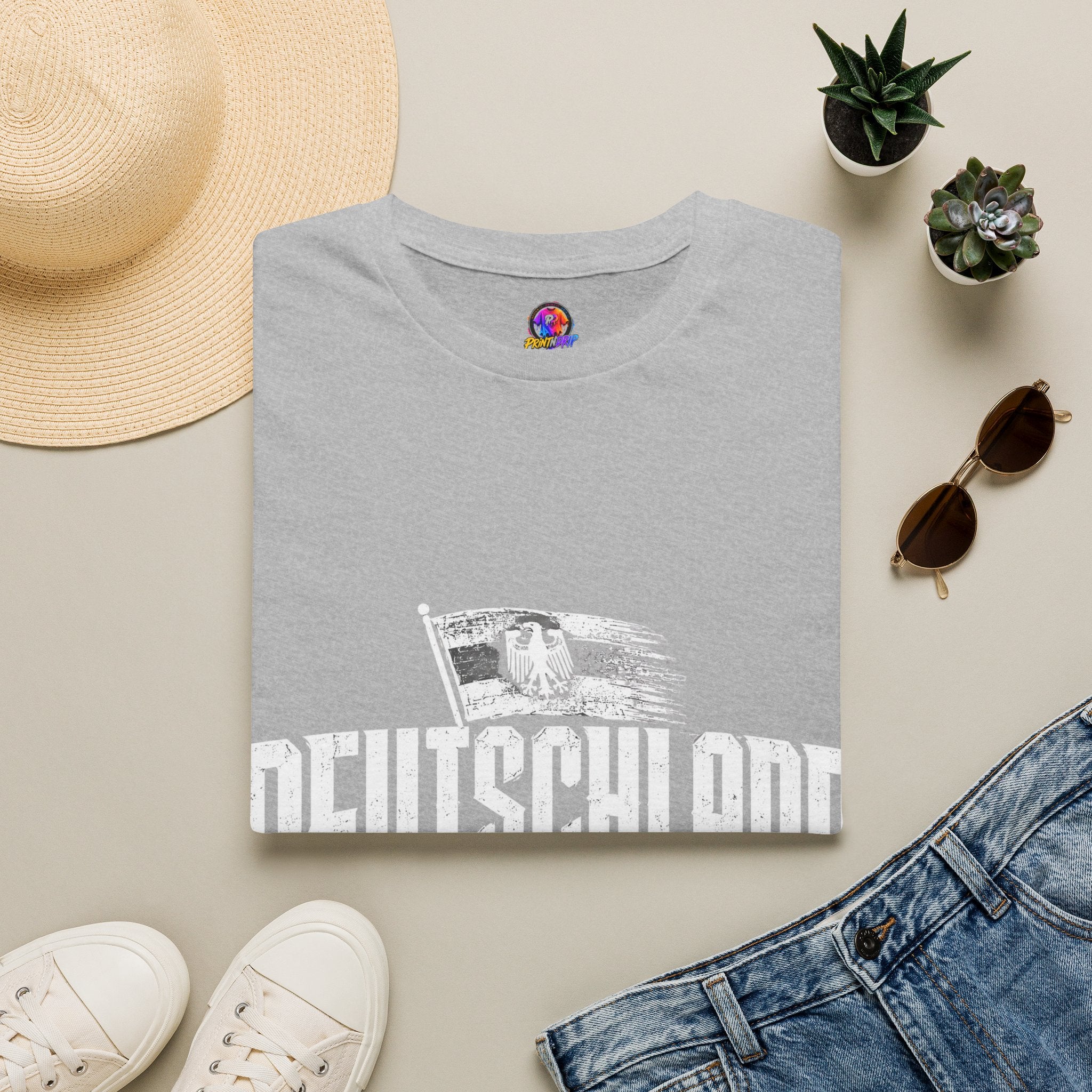 Germany Deutschland T-Shirt — Vintage German Crest Soccer Fan Tee
