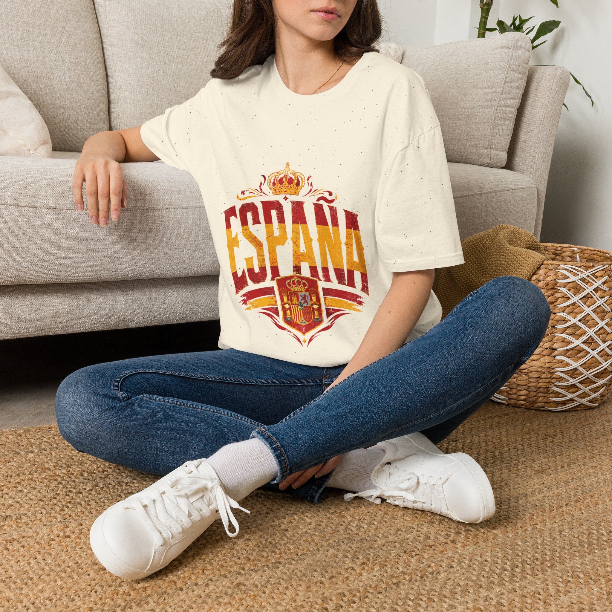 Spain Crown Graphic T-Shirt — Spanish Flag Vintage Crest Tee