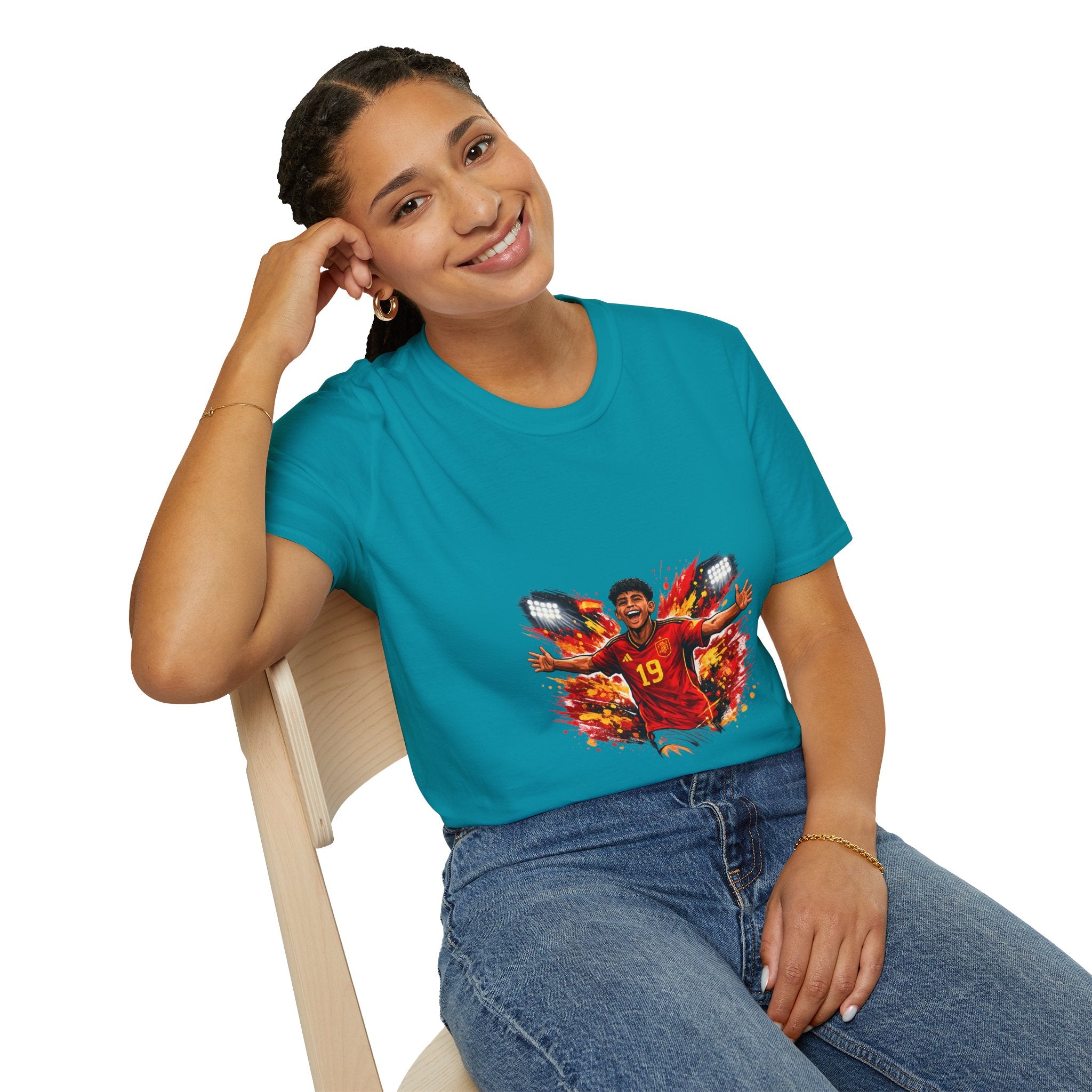 Spain Soccer Fan Portrait T‑Shirt – Fiery Goal Celebration Design