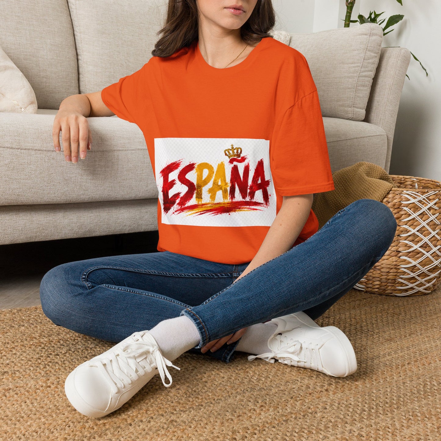 Spain  Graphic T-Shirt — Spanish Flag Brushstroke Design with Crown