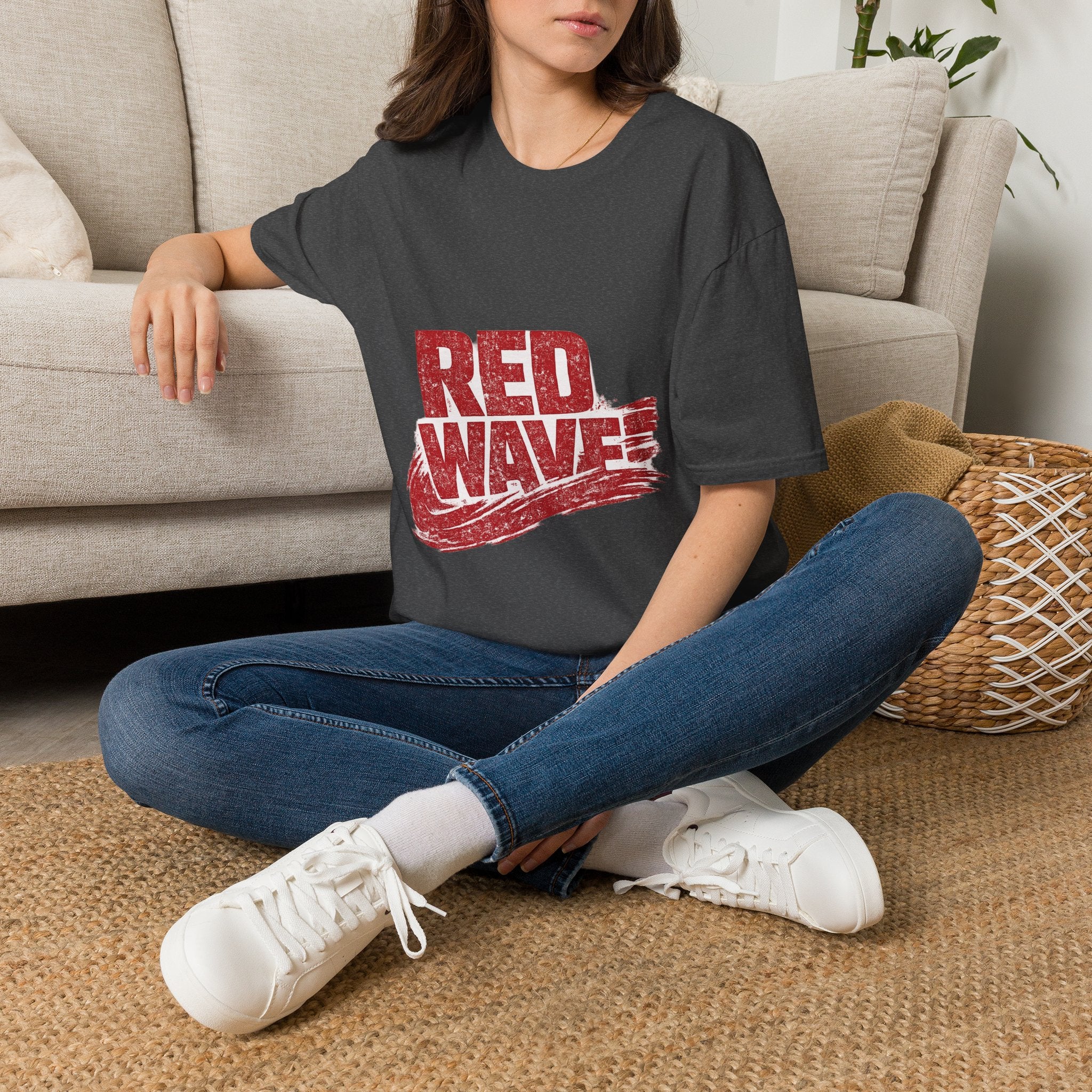 South Korea Red Wave Graphic T‑Shirt — Vintage Distressed Logo Tee