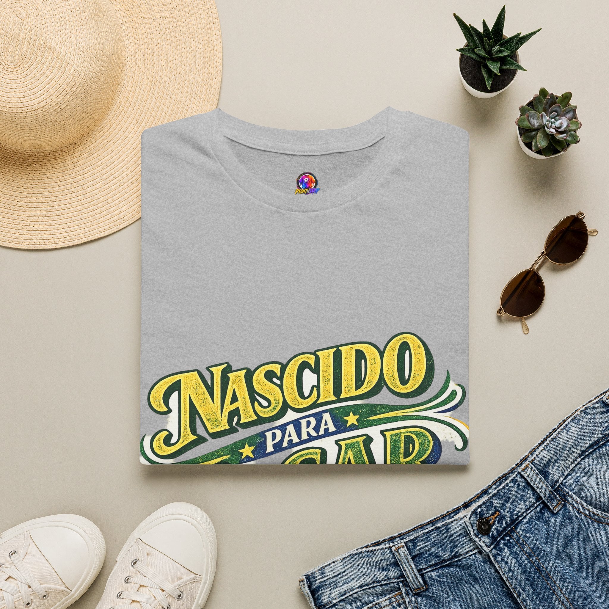 Brazil T‑Shirt — Nascido Para Jogar Vintage Brazilian Soccer Graphic Tee