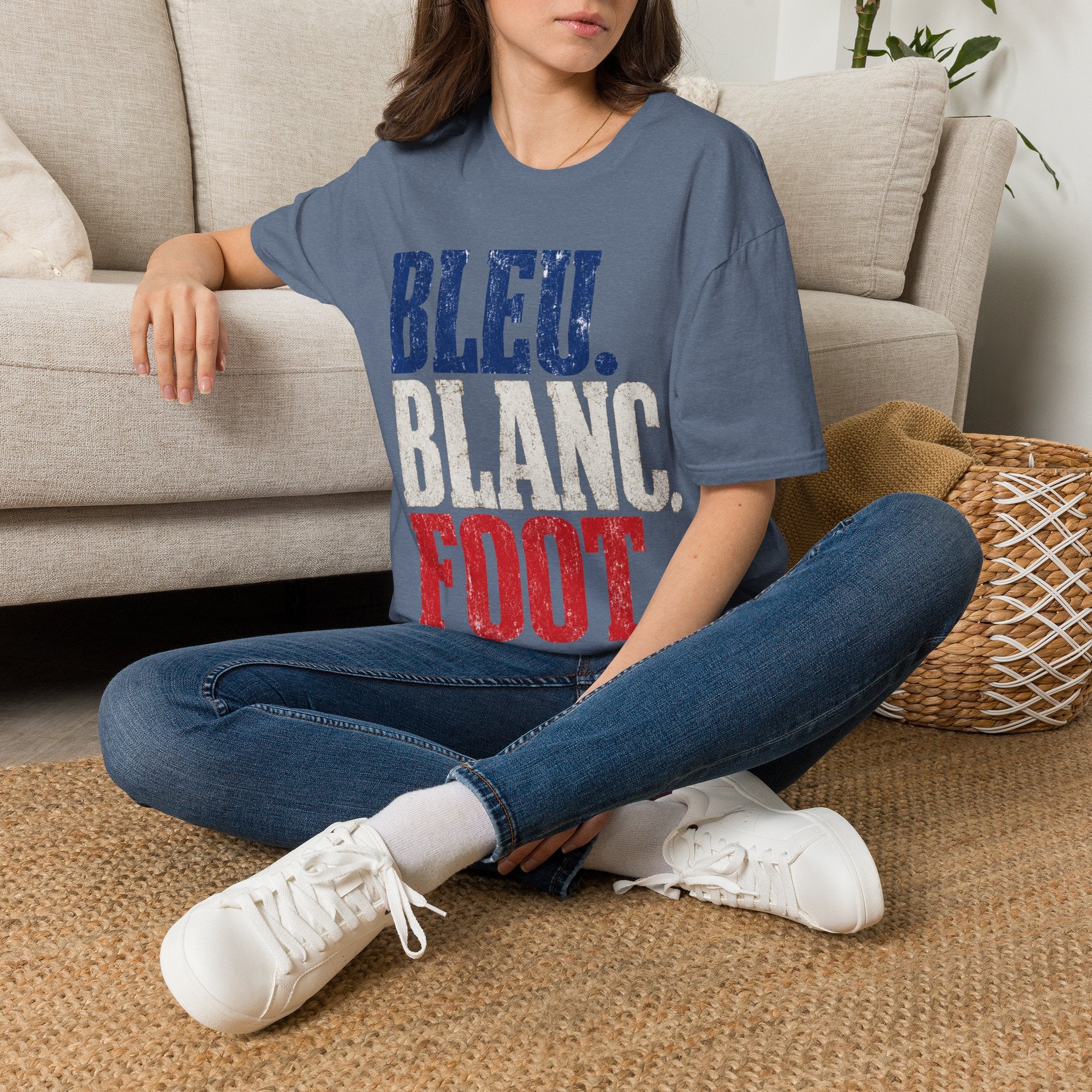 France T-Shirt — Bleu Blanc Foot Vintage French Flag Soccer Graphic Tee