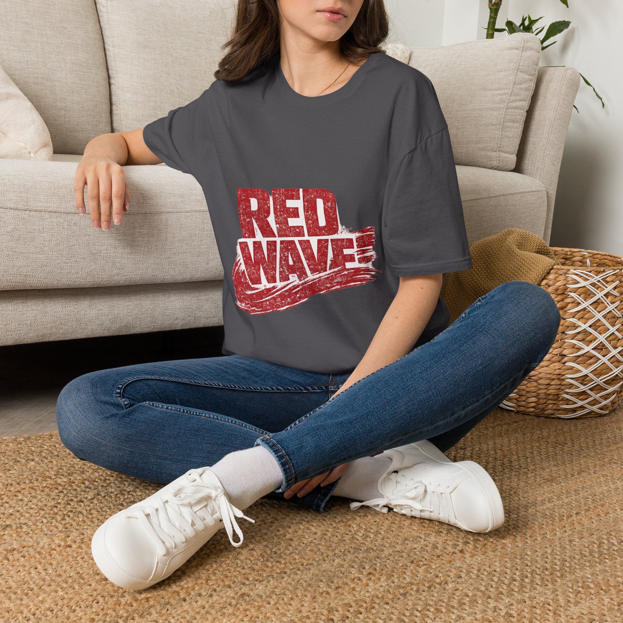 South Korea Red Wave Graphic T‑Shirt — Vintage Distressed Logo Tee