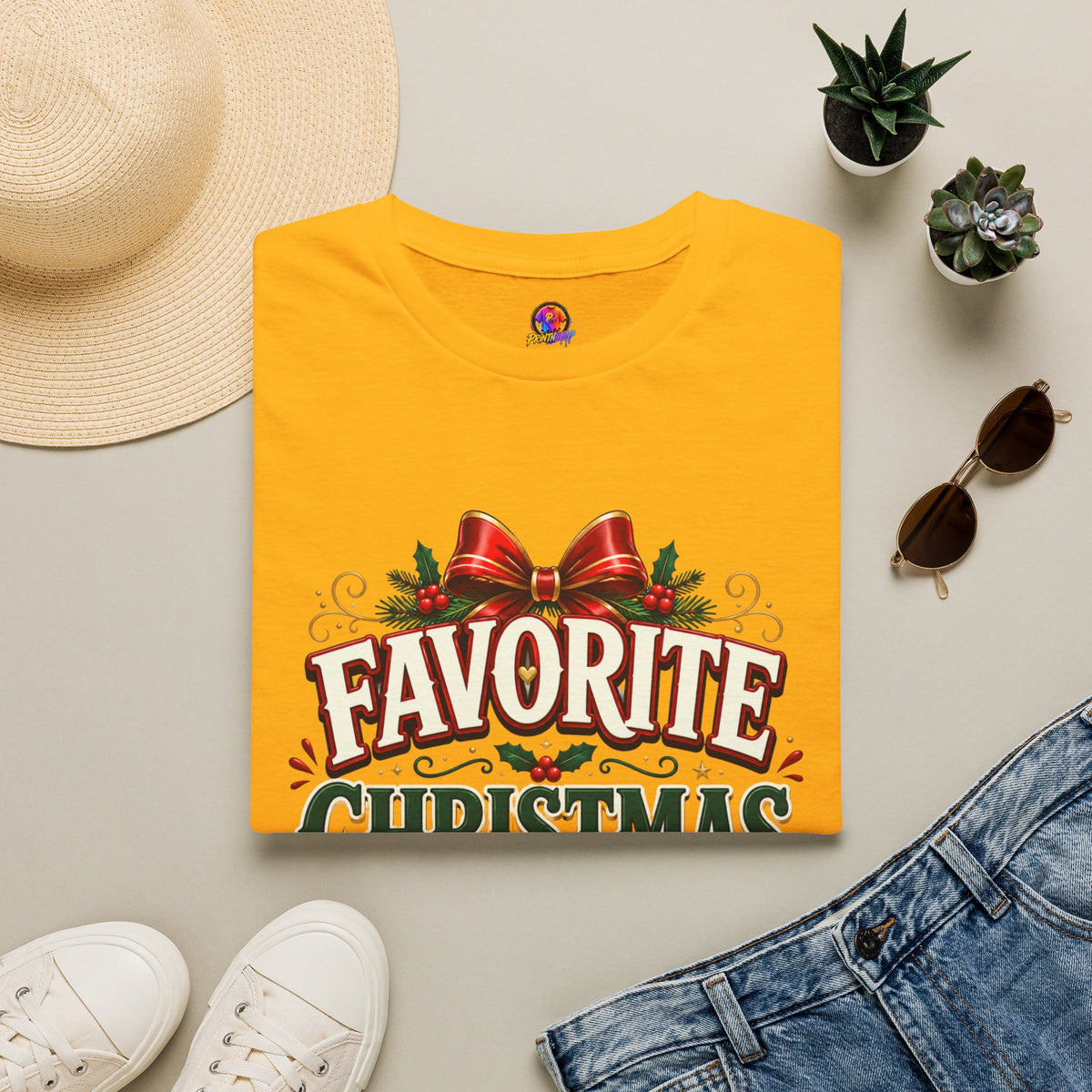 Favorite Christmas Aunt T-Shirt — Festive Holiday Auntie Tee with Bow & Holly