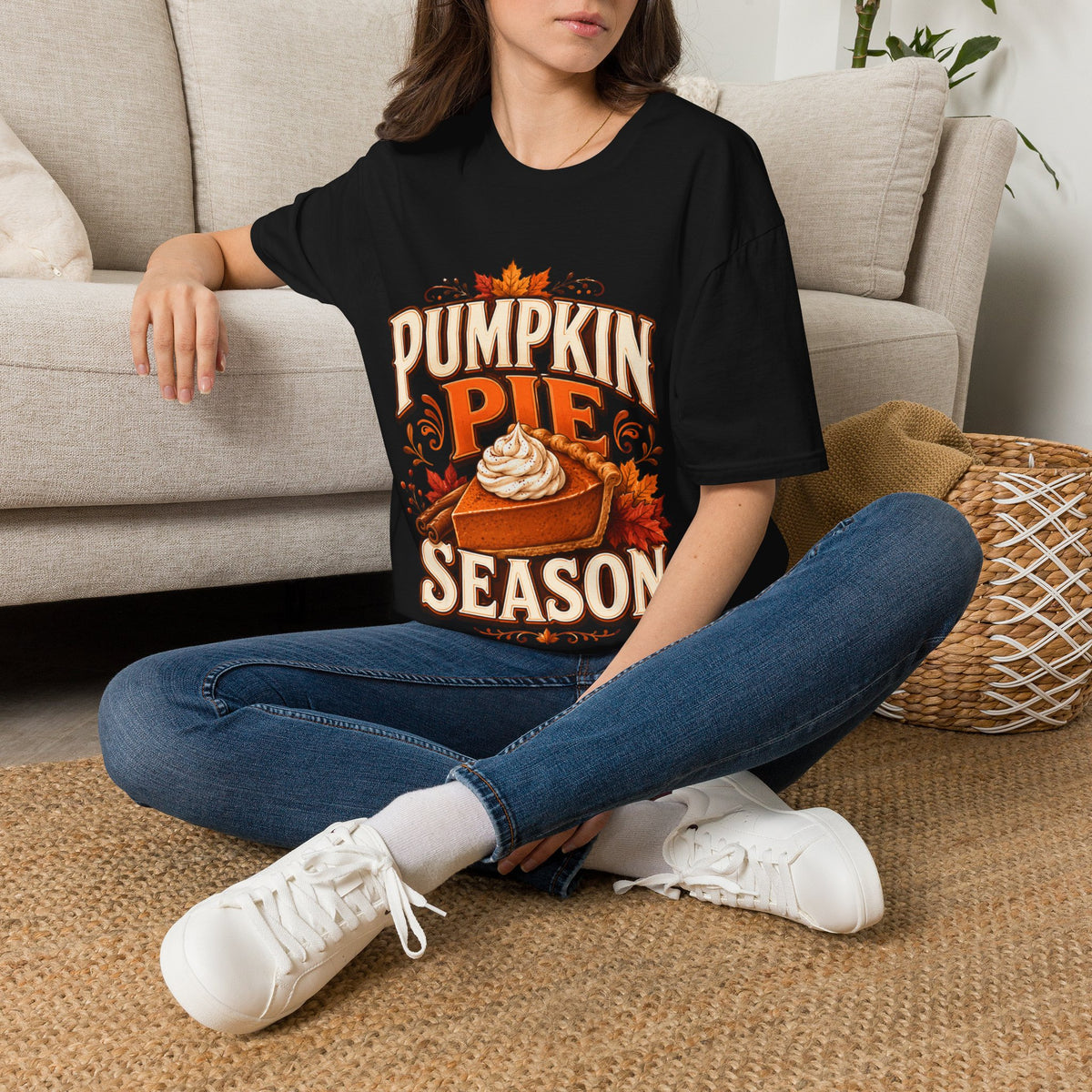 Thanksgiving T-Shirt Pumpkin Pie Season T-Shirt — Autumn Thanksgiving Dessert Lover Tee