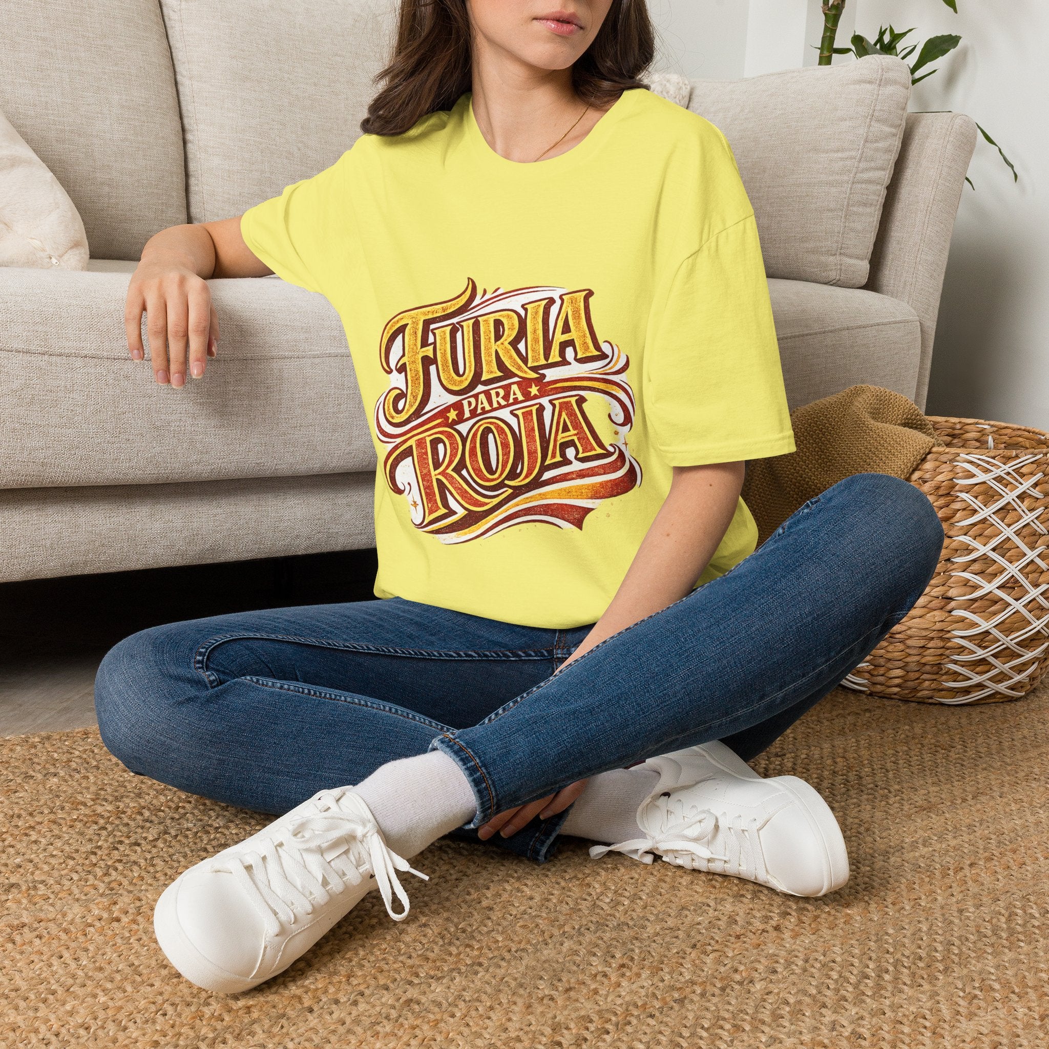 Spain Furia Para Roja Graphic T-Shirt — Bold Spanish Script Tee for Fans & Celebrations