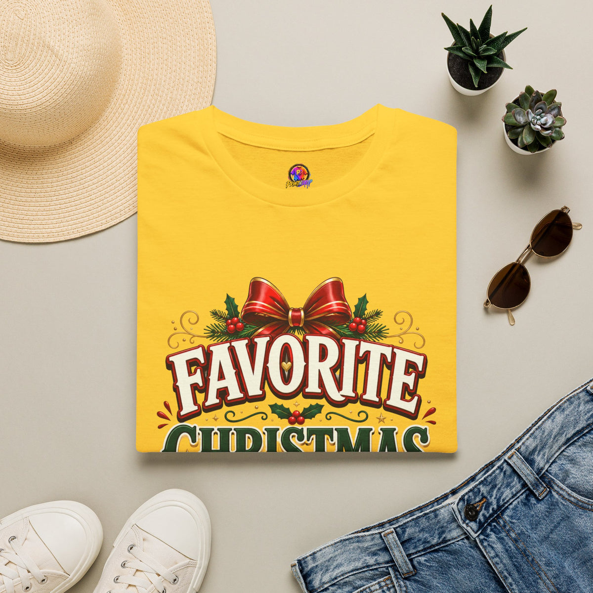 Favorite Christmas Aunt T-Shirt — Festive Holiday Auntie Tee with Bow & Holly