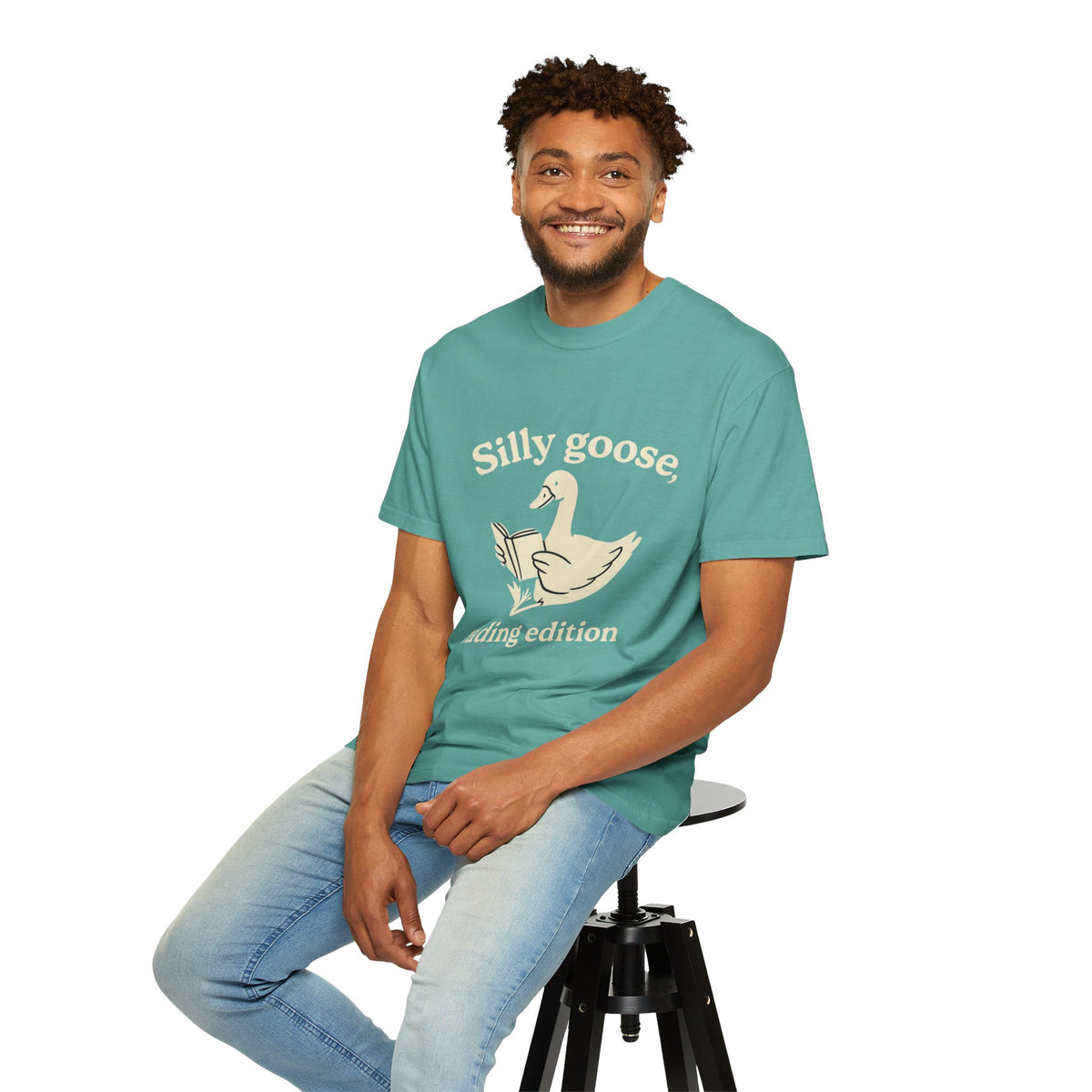 Silly Goose Reading Edition Tee - Cute Book Lover Animal Graphic T-Shirt - Trending Now - October 2026