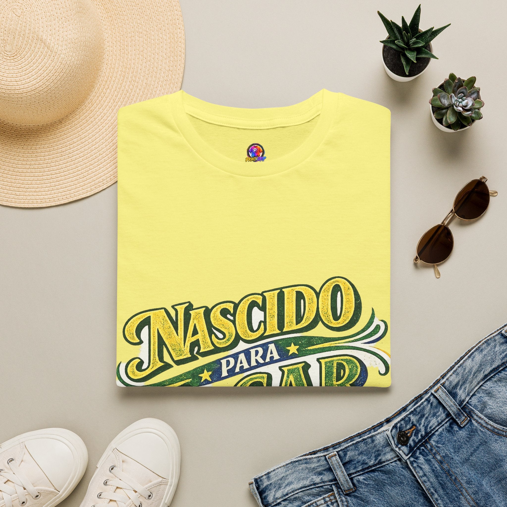 Brazil T‑Shirt — Nascido Para Jogar Vintage Brazilian Soccer Graphic Tee