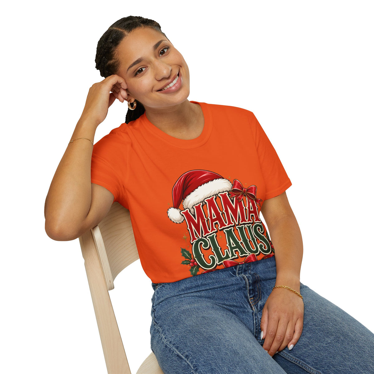 Mama Claus T-Shirt — Festive Christmas Mom Tee with Santa Hat & Bow