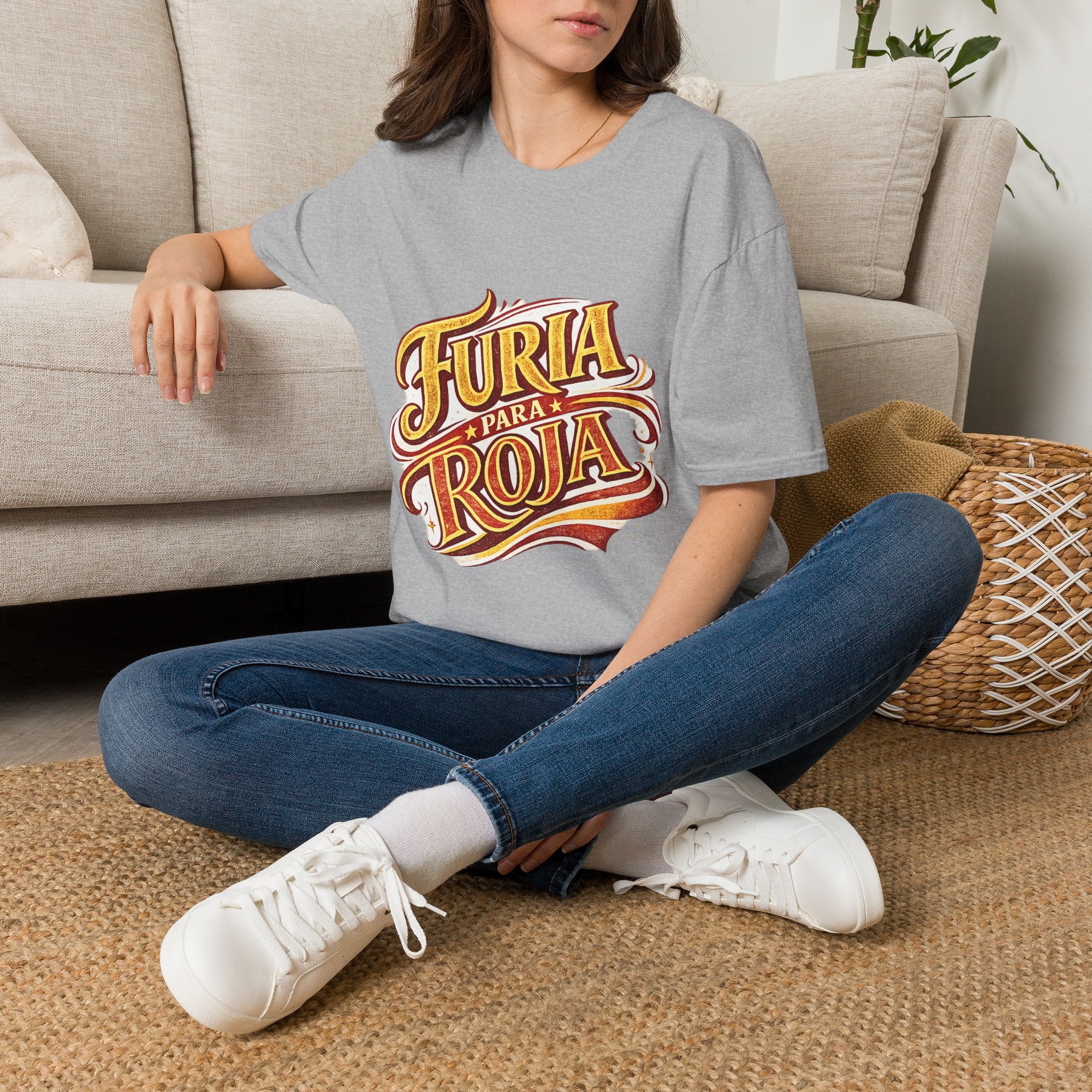 Spain Furia Para Roja Graphic T-Shirt — Bold Spanish Script Tee for Fans & Celebrations