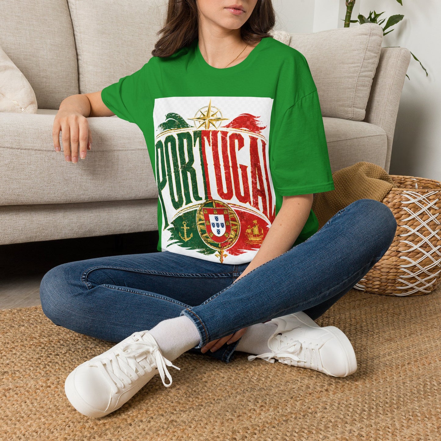 Portugal Vintage Compass T-Shirt — Retro Portuguese Flag Travel Tee