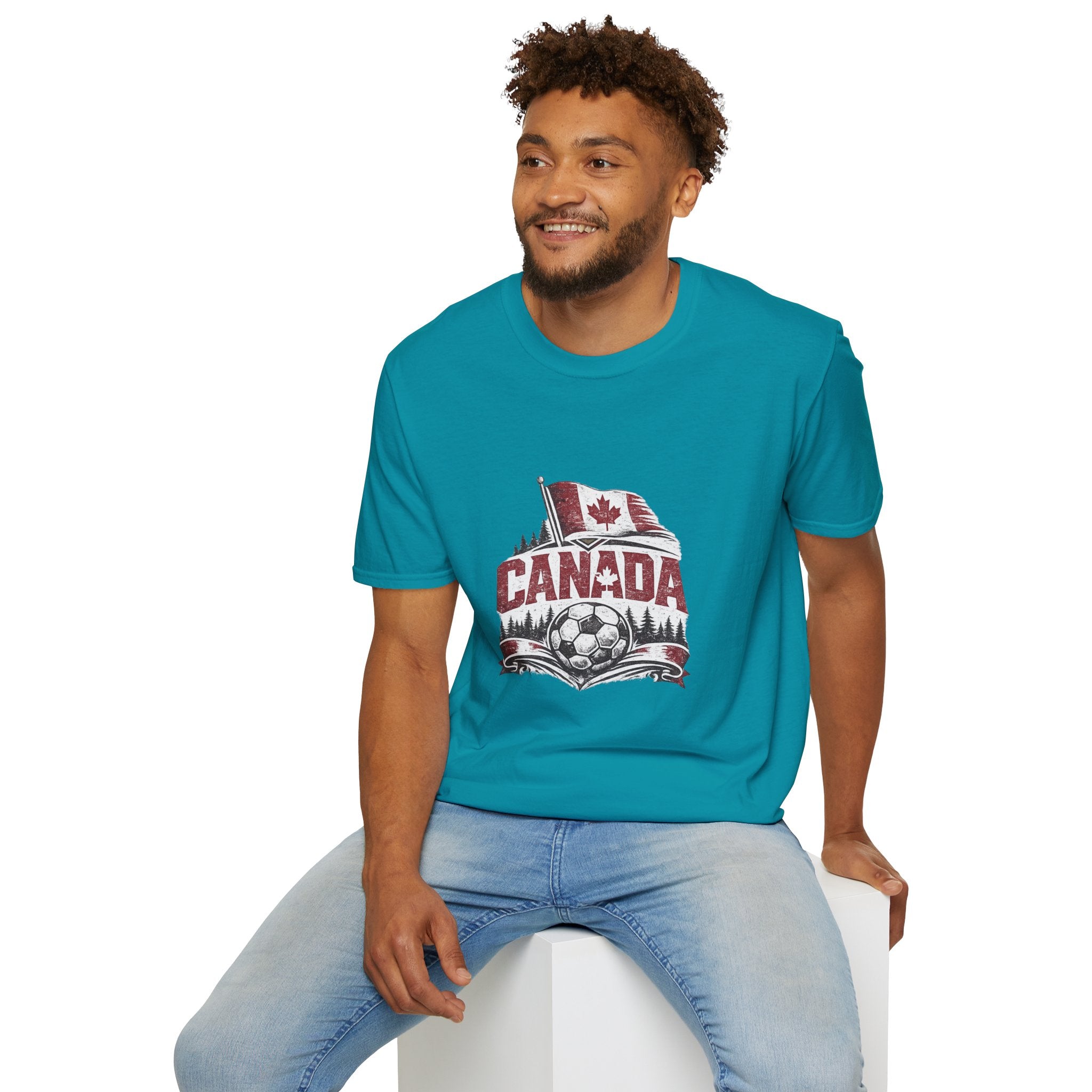 Canada Soccer T-Shirt – Vintage Maple Leaf Flag & Crest
