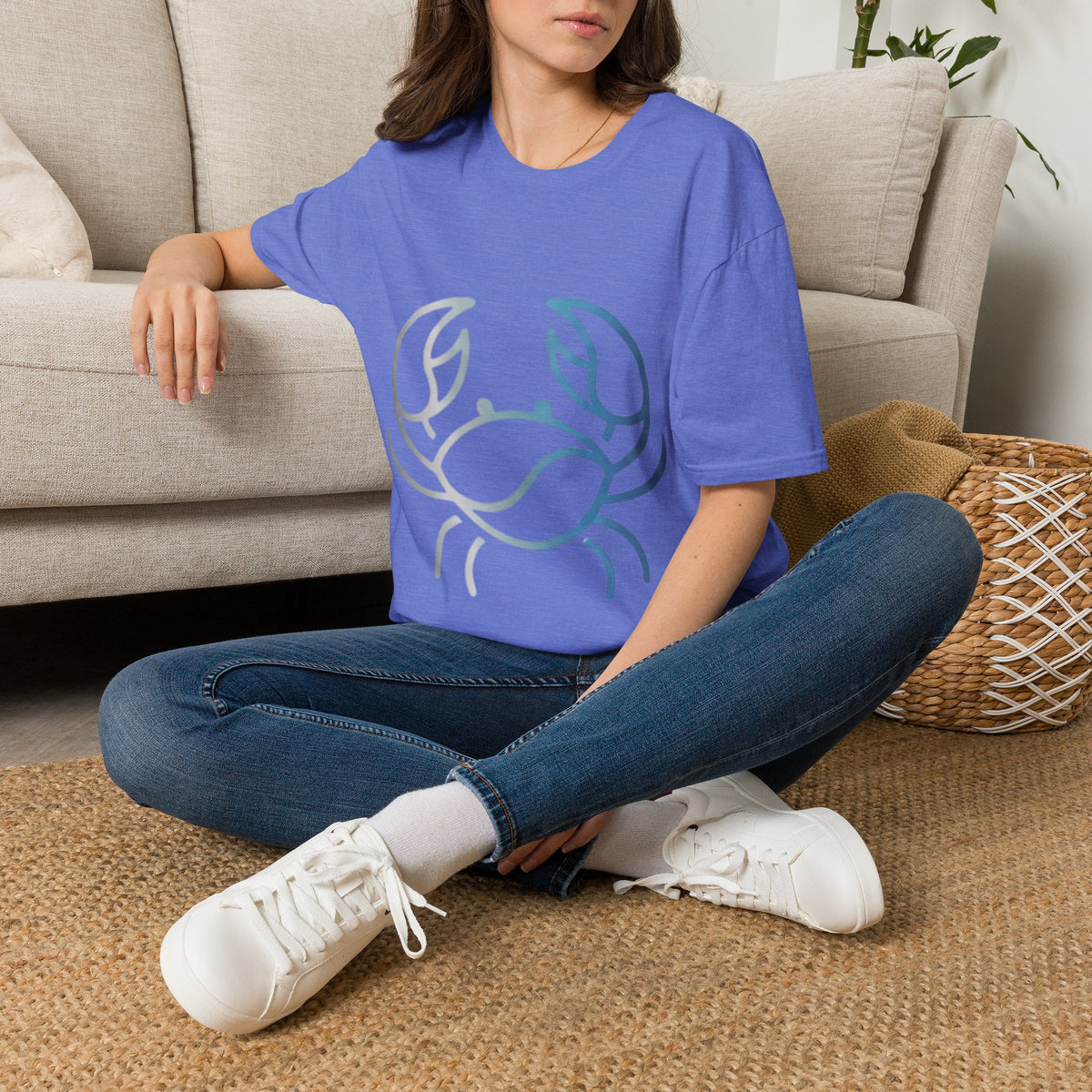 Crab Graphic T-Shirt — Coastal Blue Minimalist Beach Tee