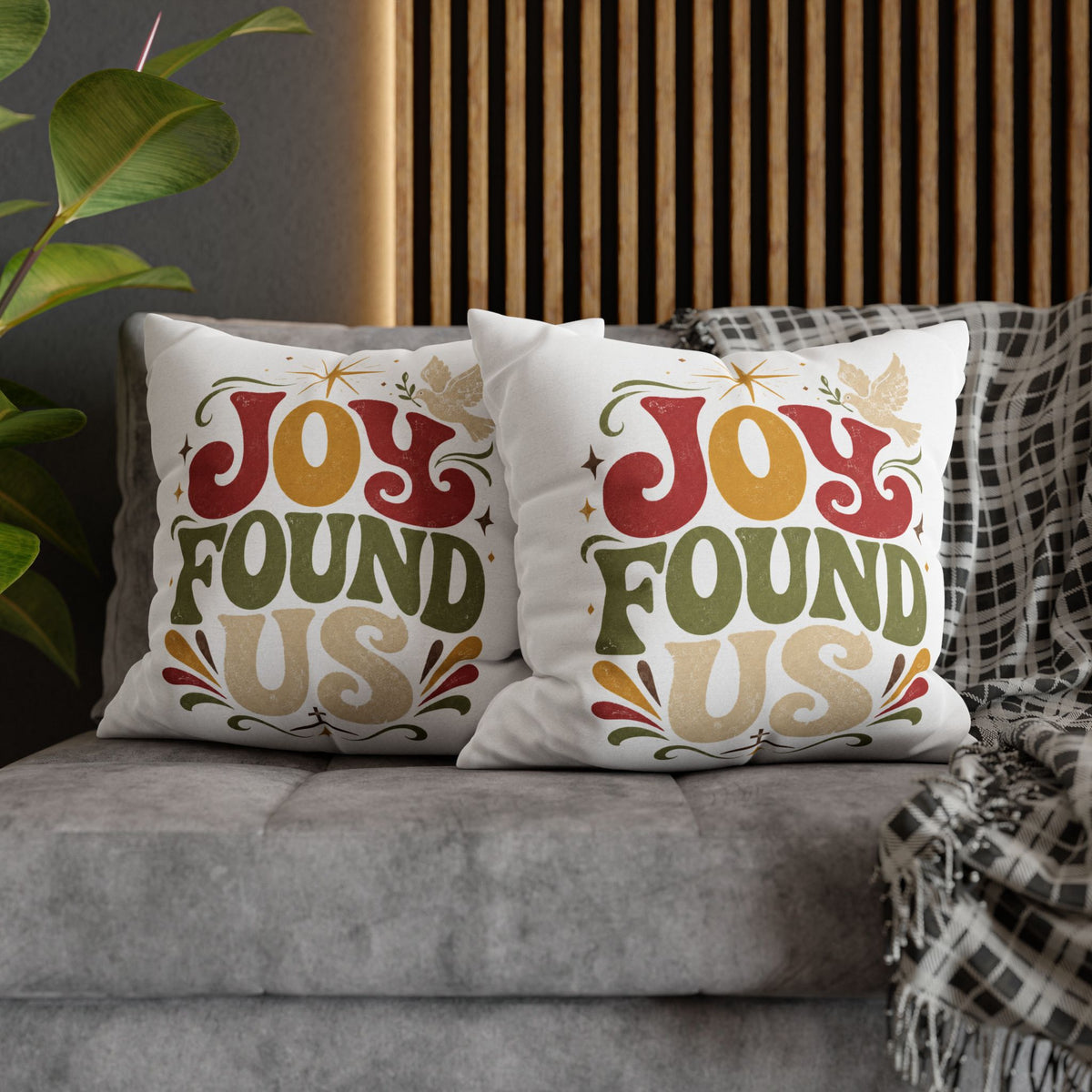 Christmas Joy Found Us Decorative Pillowcase — Retro Holiday Cushion Cover