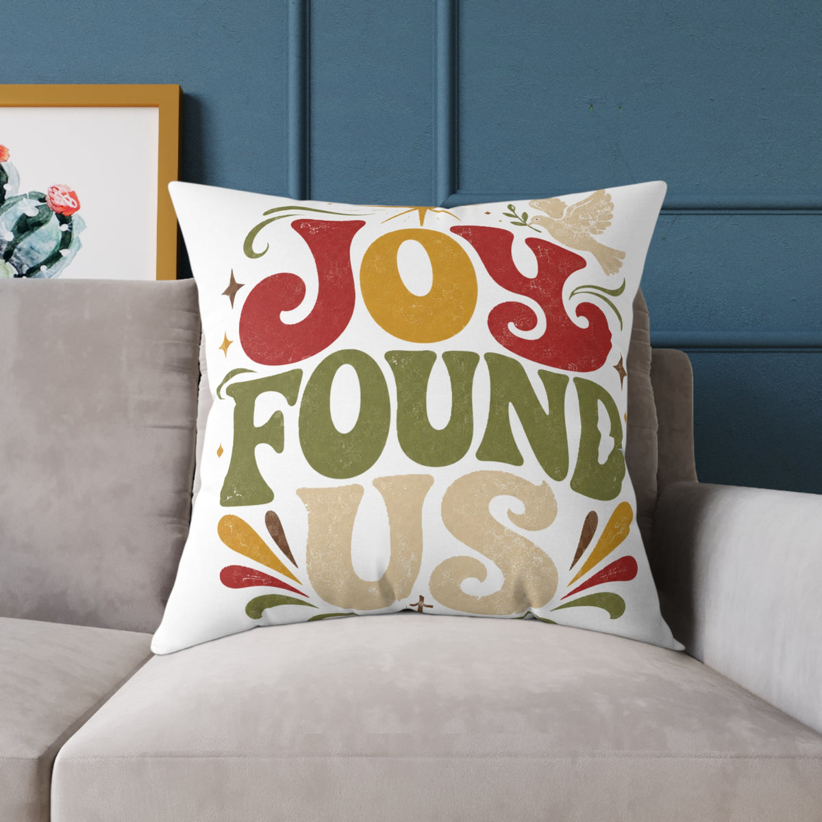 Christmas Joy Found Us Holiday Throw Pillow — Retro Christmas Decorative Cushion